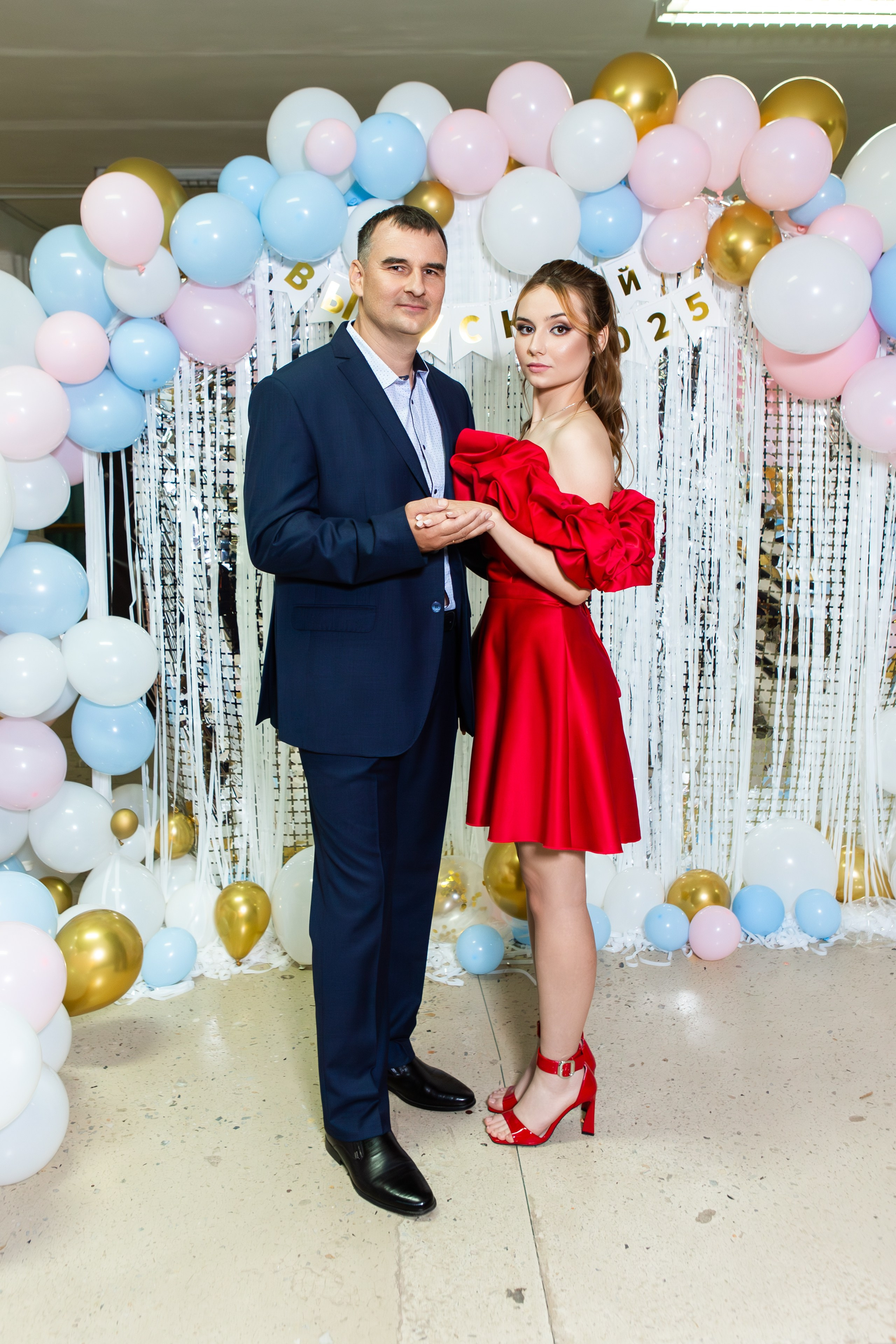 ФОТОСЕССИЯ С РОДИТЕЛЯМИ ВЫПУСКНОЙ 2025 9 ШКОЛА Г.МЦЕНСК. Профессиональный фотограф в Мценске и Орловской области