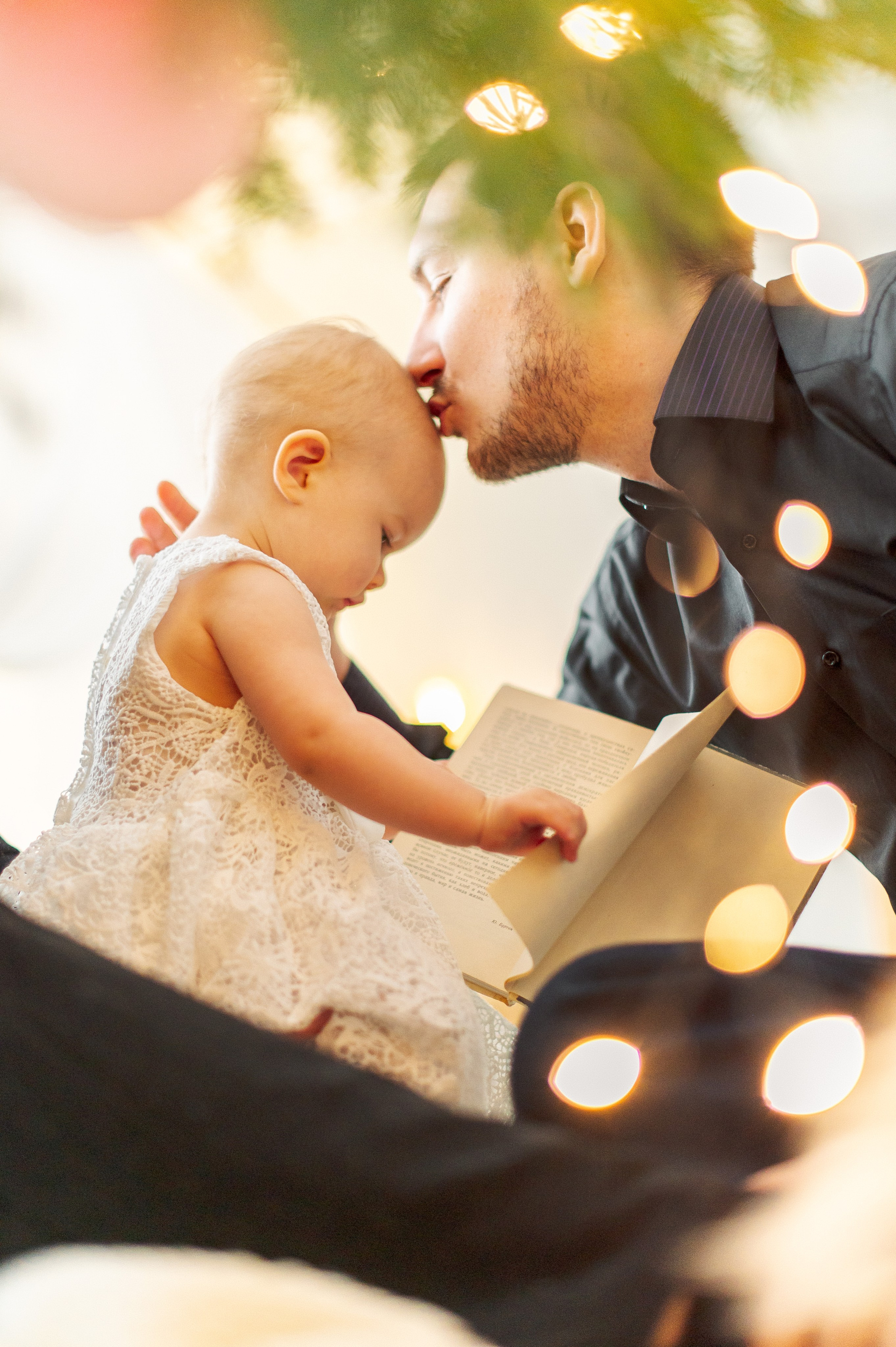 Семейная новогодняя фотосессия в студии. Семейный и свадебный фотограф в Санкт-Петербурге Гришин Юрий