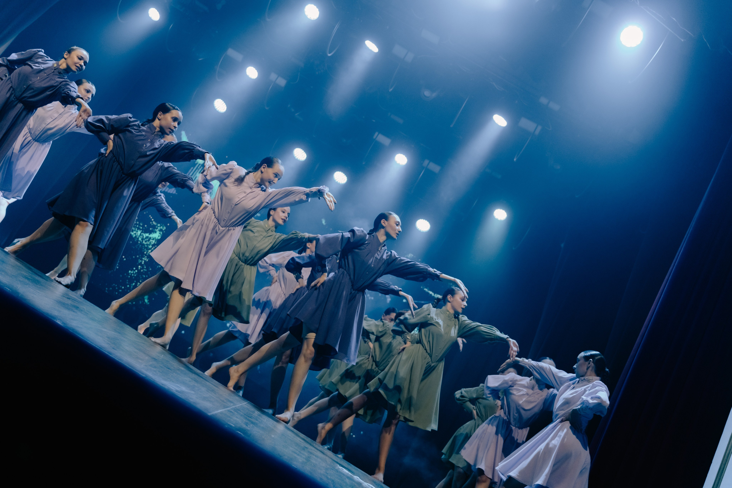 Спектакль «Песнь сирен». Главная