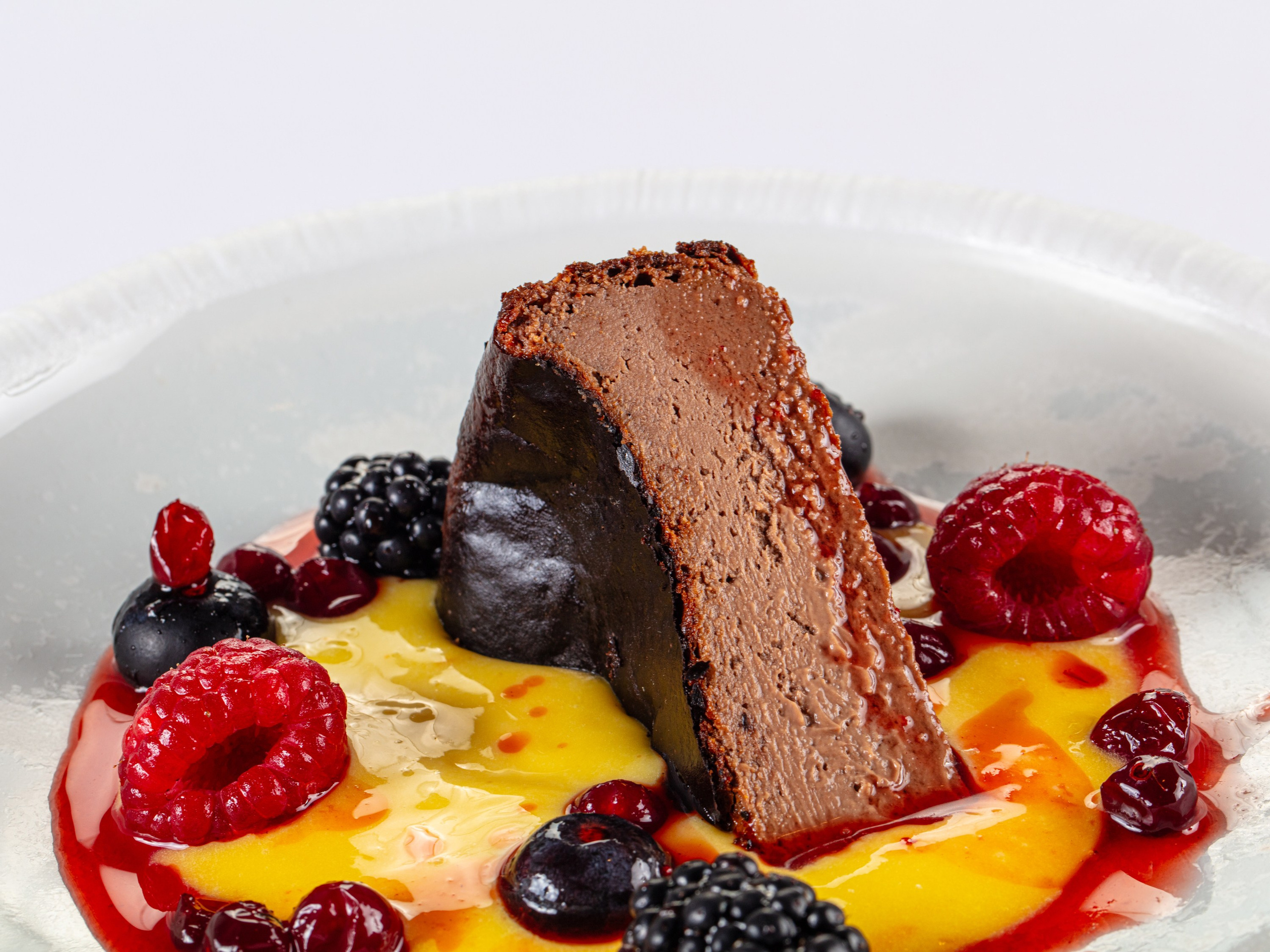 Фотосъемка десертов и выпечки. Заказ по тел.: +7 (906) 006-90-22. Фуд-фотограф Андрей Старостин — съемка еды в Москве. 9000 руб. в час