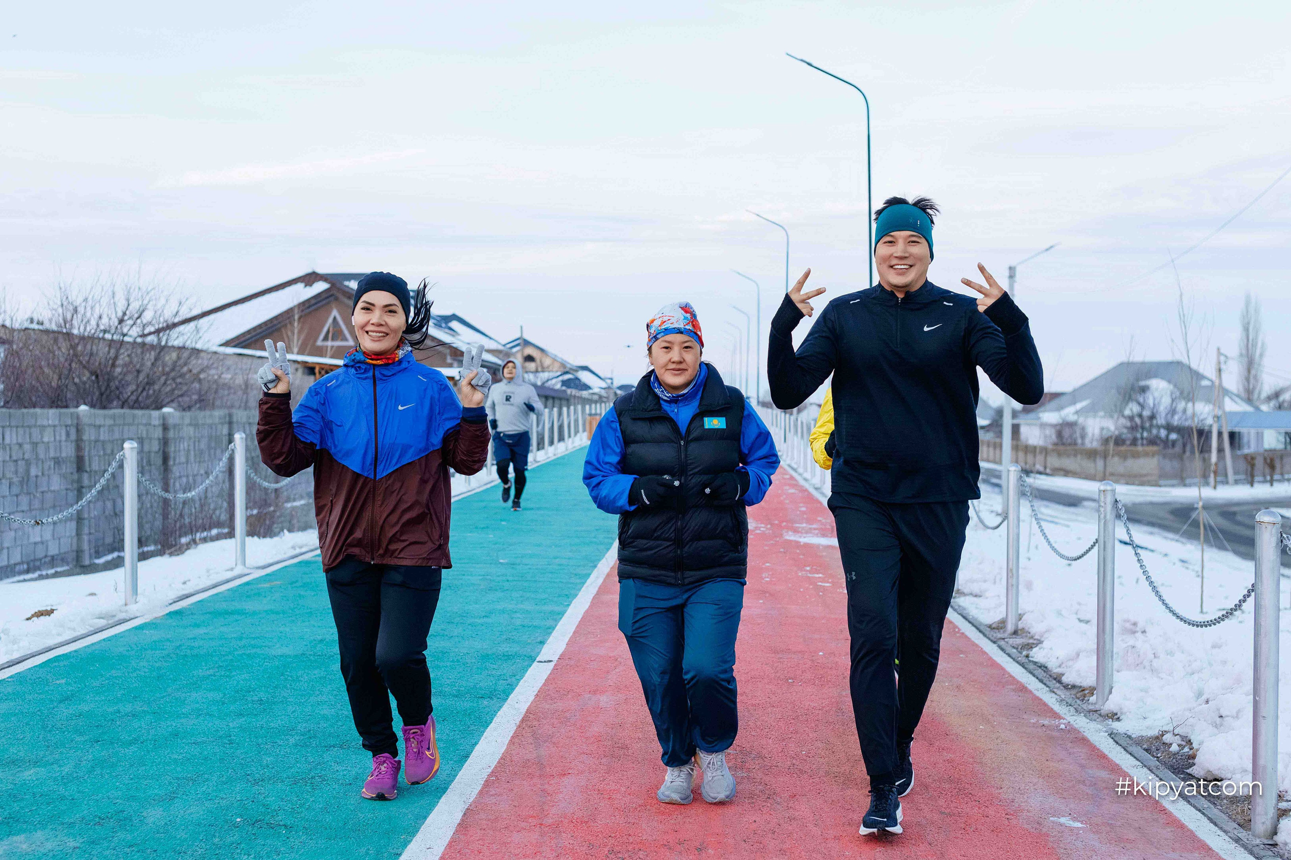 RUNHARD BY SPORTNATION