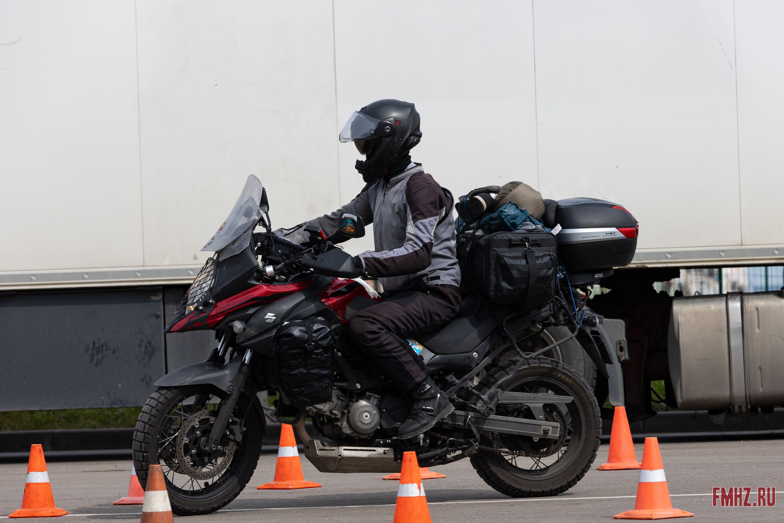 Мотоцунами. Фотограф Ольга Гирусова «Пантерочка» Москва
