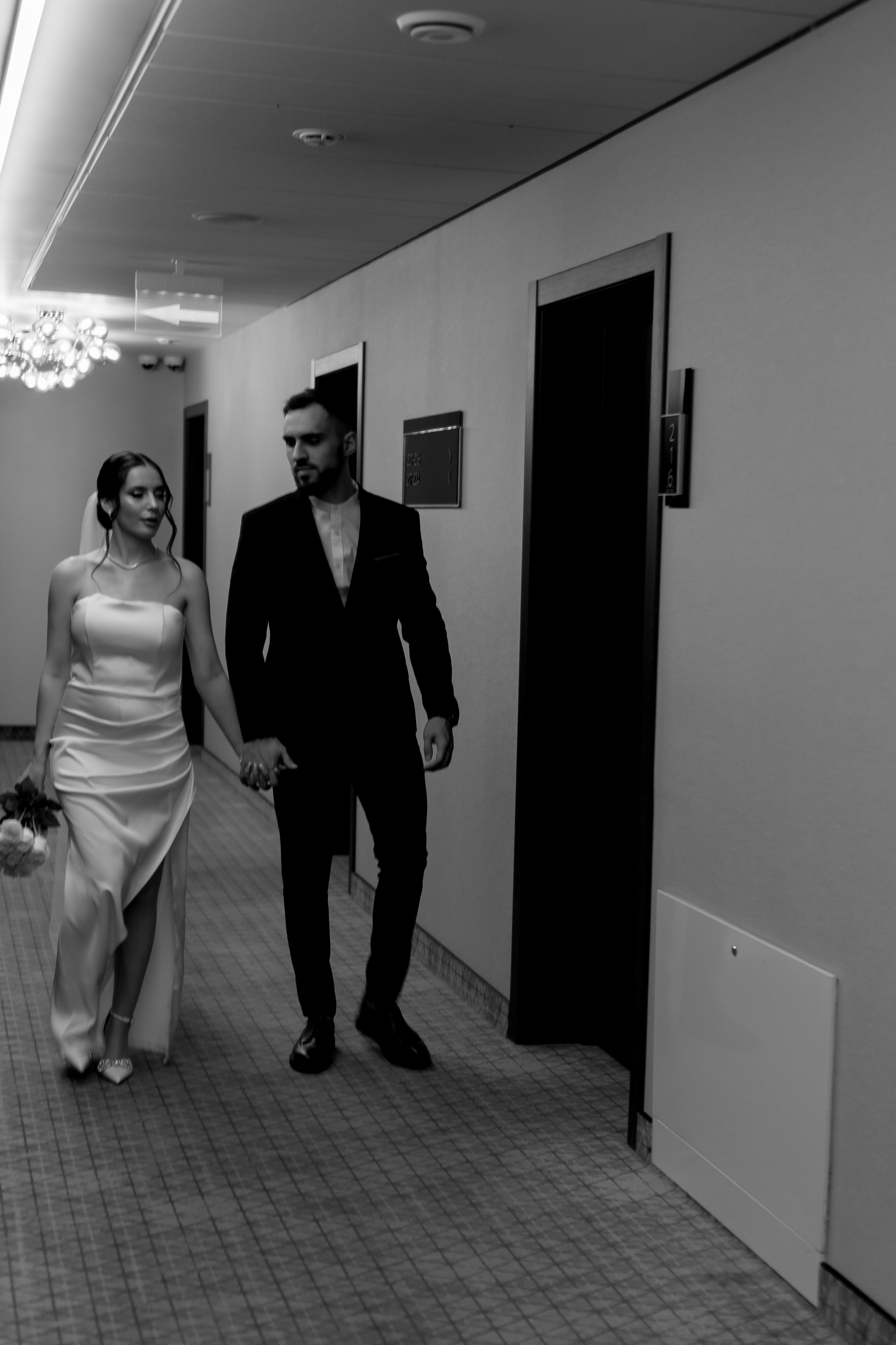 СВАДЕБНАЯ СЬЕМКА СБОРОВ ЖЕНИХА И НЕВЕСТЫ В ОТЕЛЕ И ТАКЖЕ ФОТОСЕССИИЯ В ОТЕЛЕЕ МЕГАПОЛИС БРЯНСК. Профессиональный фотограф, Санкт-Петербург — Виктория Богомолова