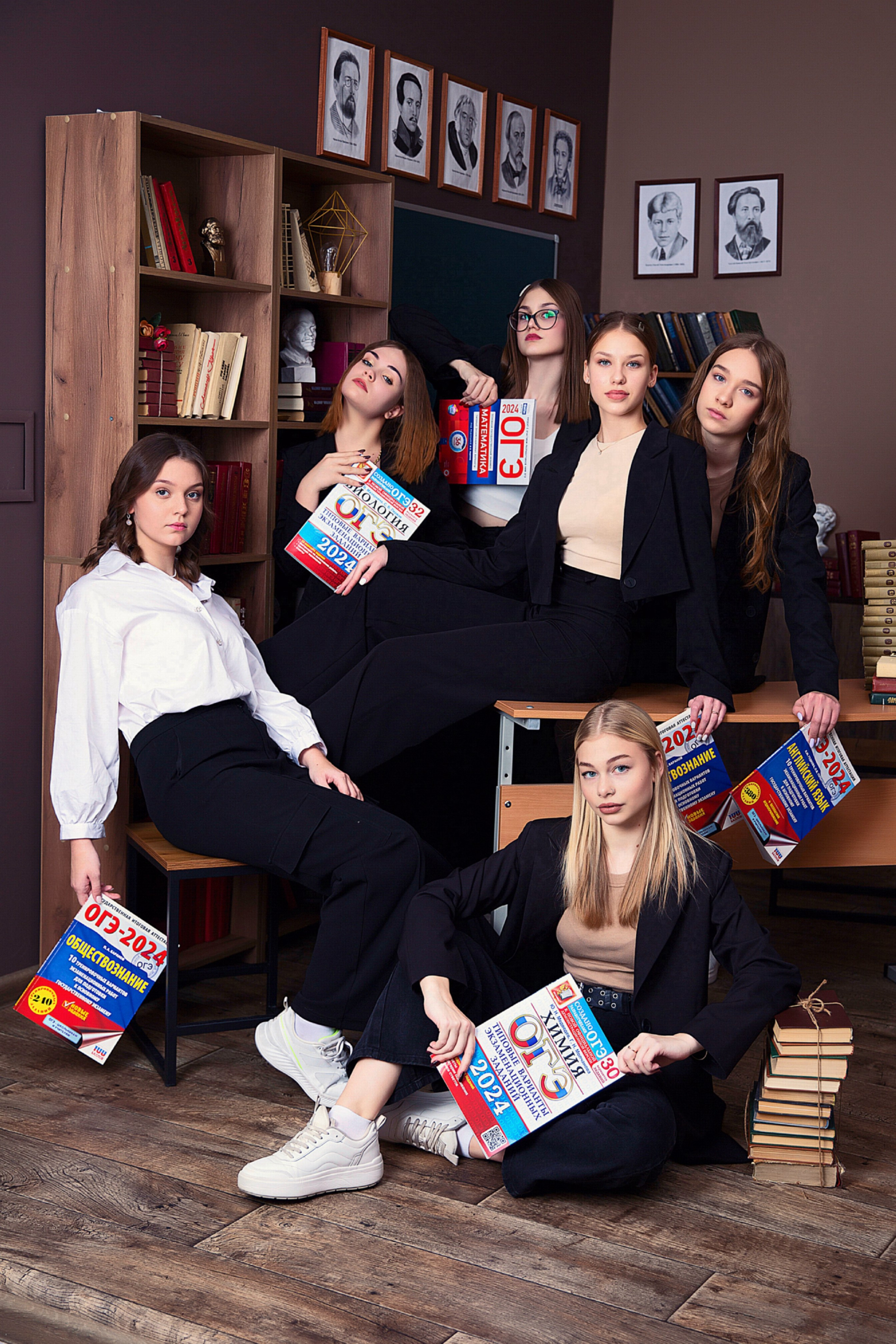 Выпускные фотосессии. Детский школьный фотограф в Кемерово Зиновьева Екатерина