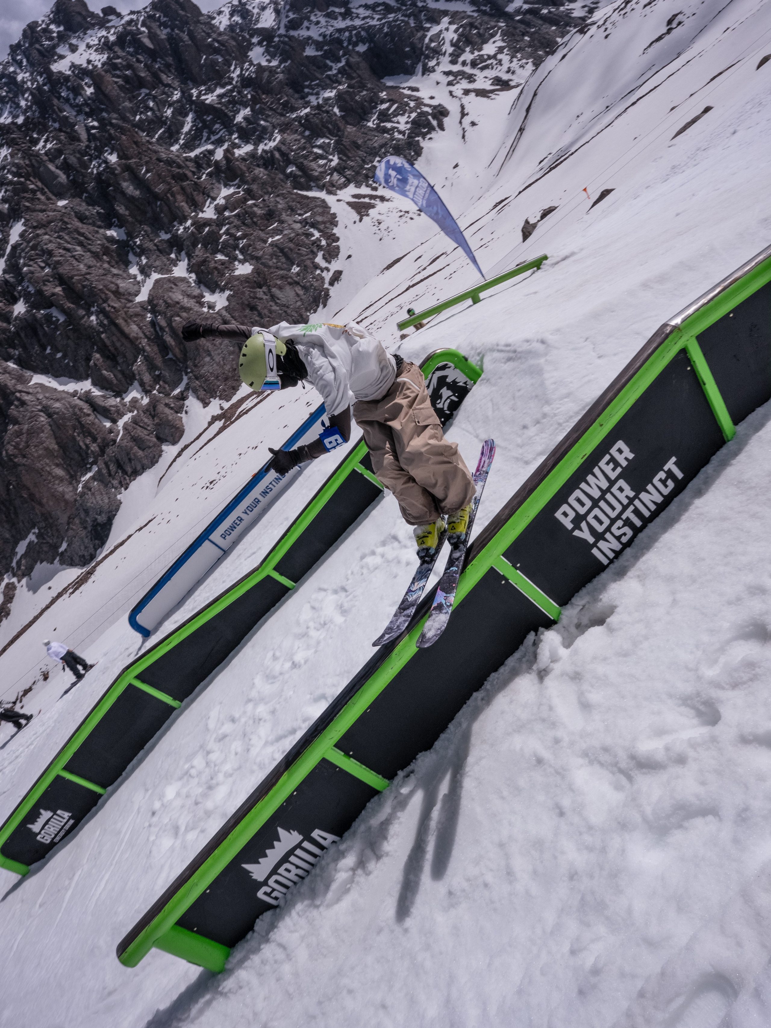 Gorilla IMBA CAMP 2026. Сайт Алматинского НЮ АРТ, будуар и фэшн фотографа Дениса Карпенко