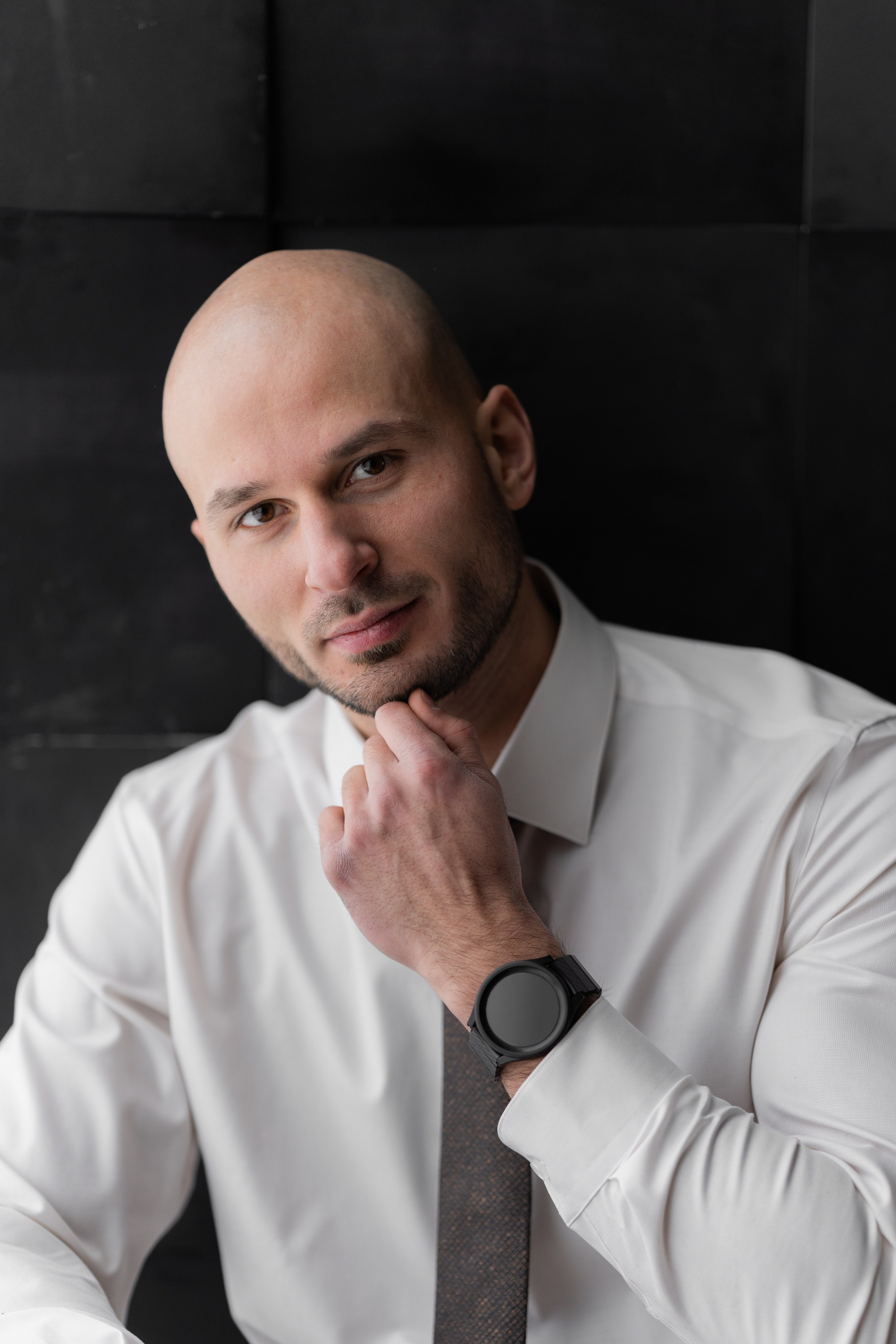 Мужской портрет мужской фотограф имиджевая сьемка мужчин в санкт-петербурге стильное фото мужчины в фотостудии Art Place