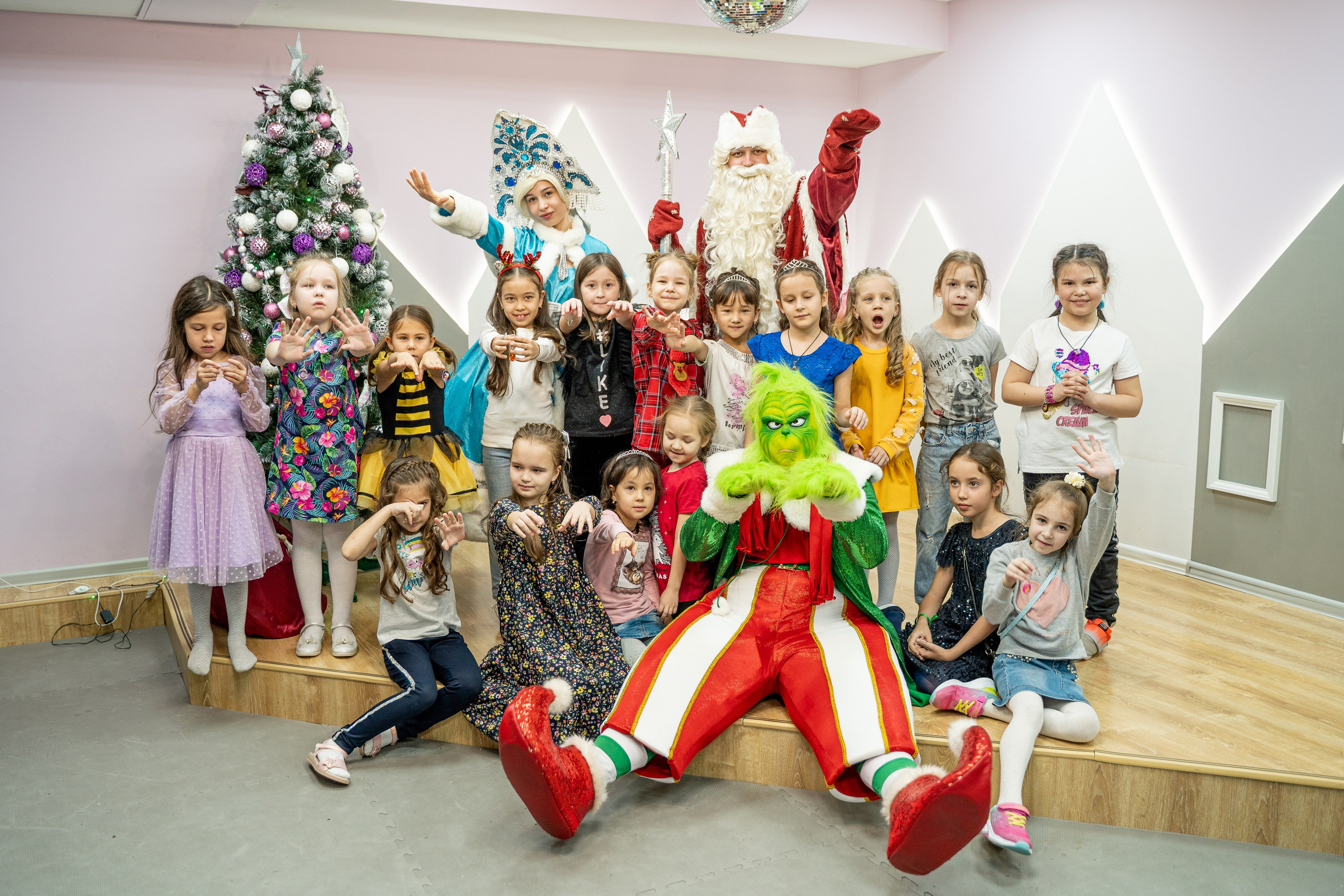1 гимназия Новогодний утренник. Свадебный и репортажный фотограф в Уфе| Осетрова Ольга