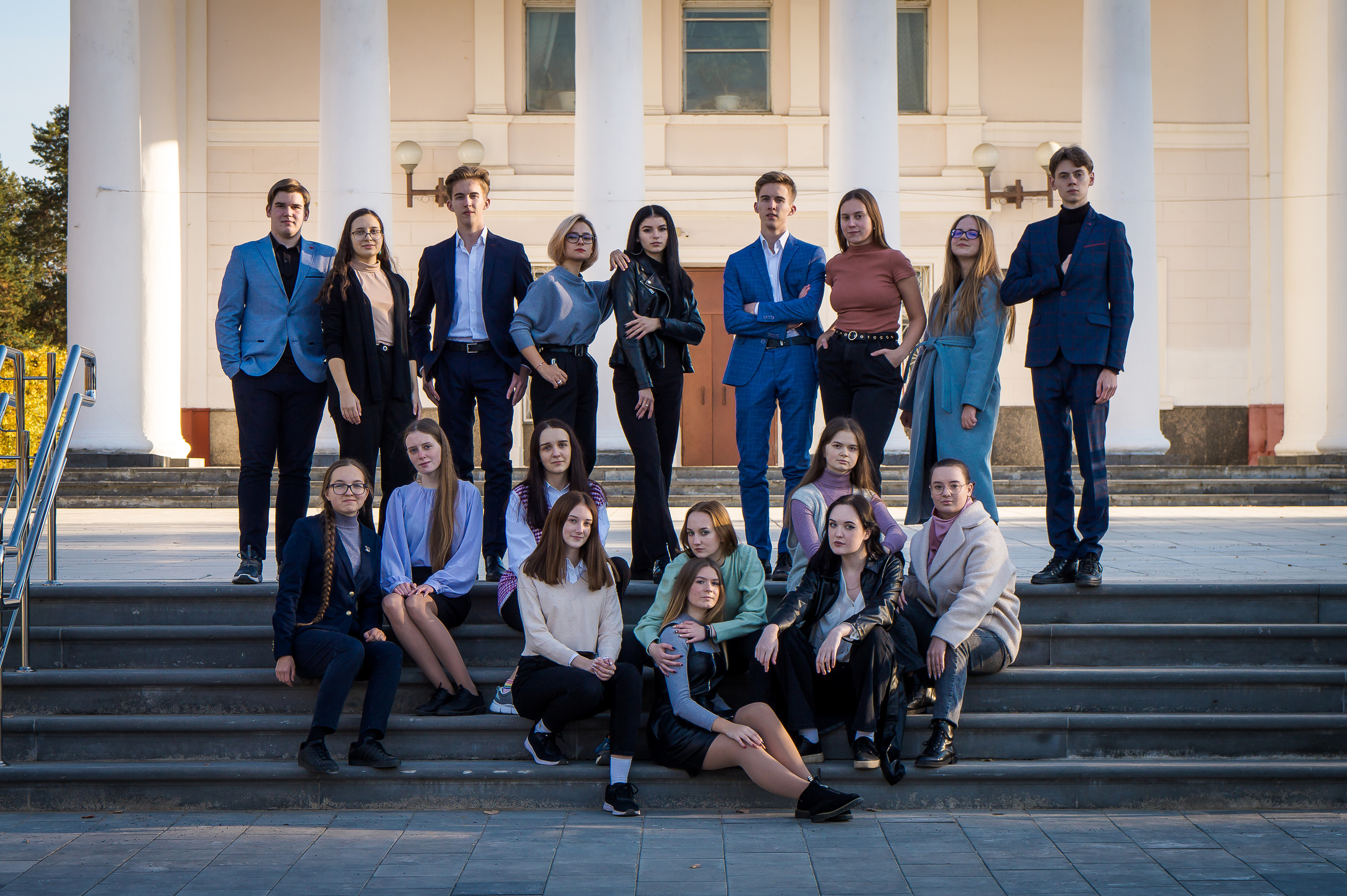 Школа № 22 11"А». Фотосъемка в детском саду и школе. Фотоальбомы и фотокниги ВЫПУСКНИК