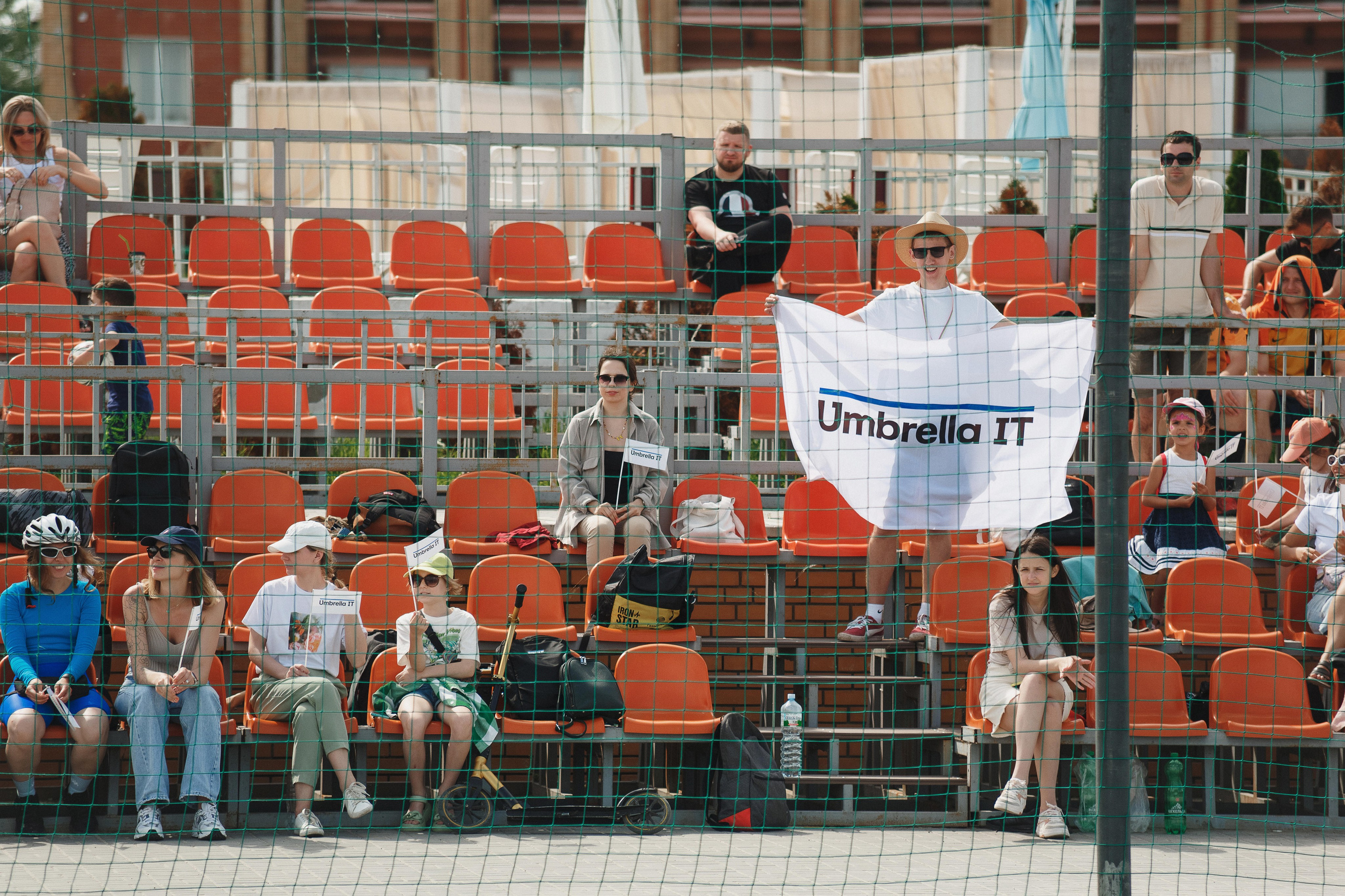 Под знаменем Амбрелла: Футбольный турнир в Приазовье Таганрога. Свадебный и семейный фотограф в Таганроге Бакарюк Антон