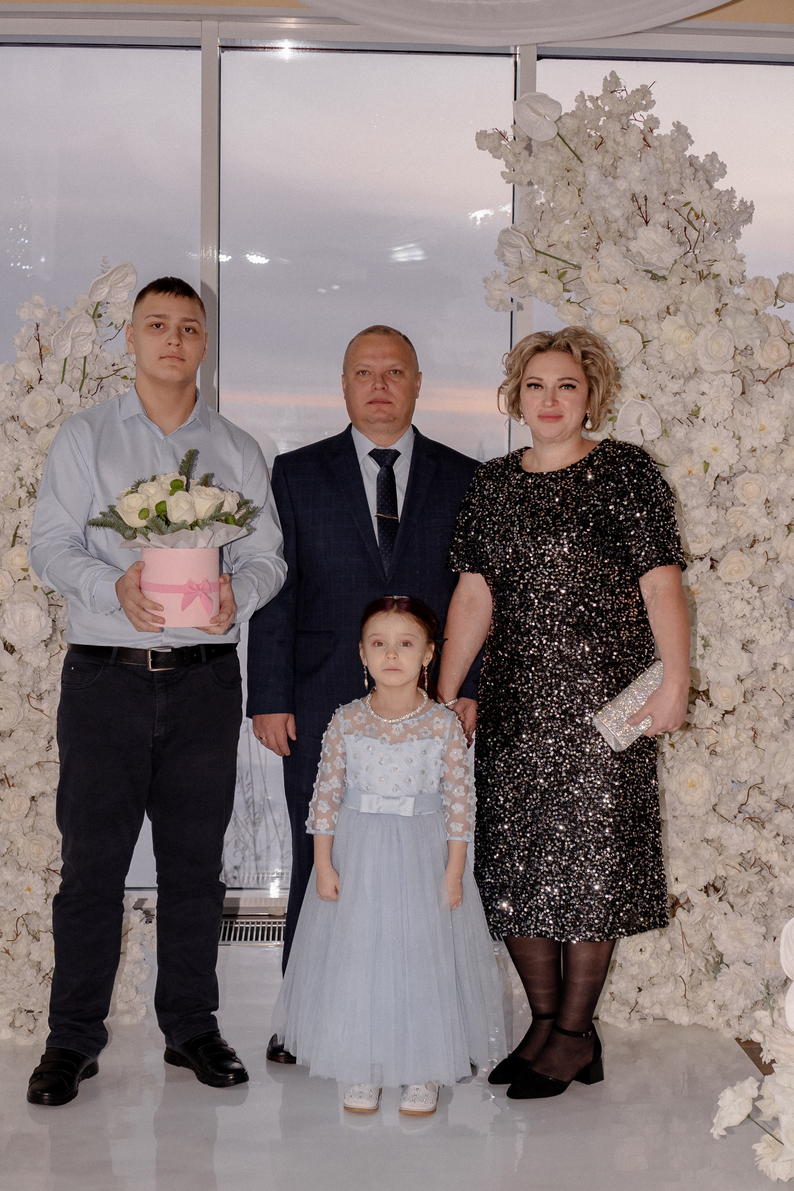 СВАДЕБНАЯ СЬЕМКА СБОРОВ В ОТЕЛЕ И ВЫЕЗД НА ЦЕРЕМОНИЮ (СНЯТО В СИБИРЕ В НИЖНЕВАРТОВСКЕ). Профессиональный фотограф, Санкт-Петербург — Виктория Богомолова