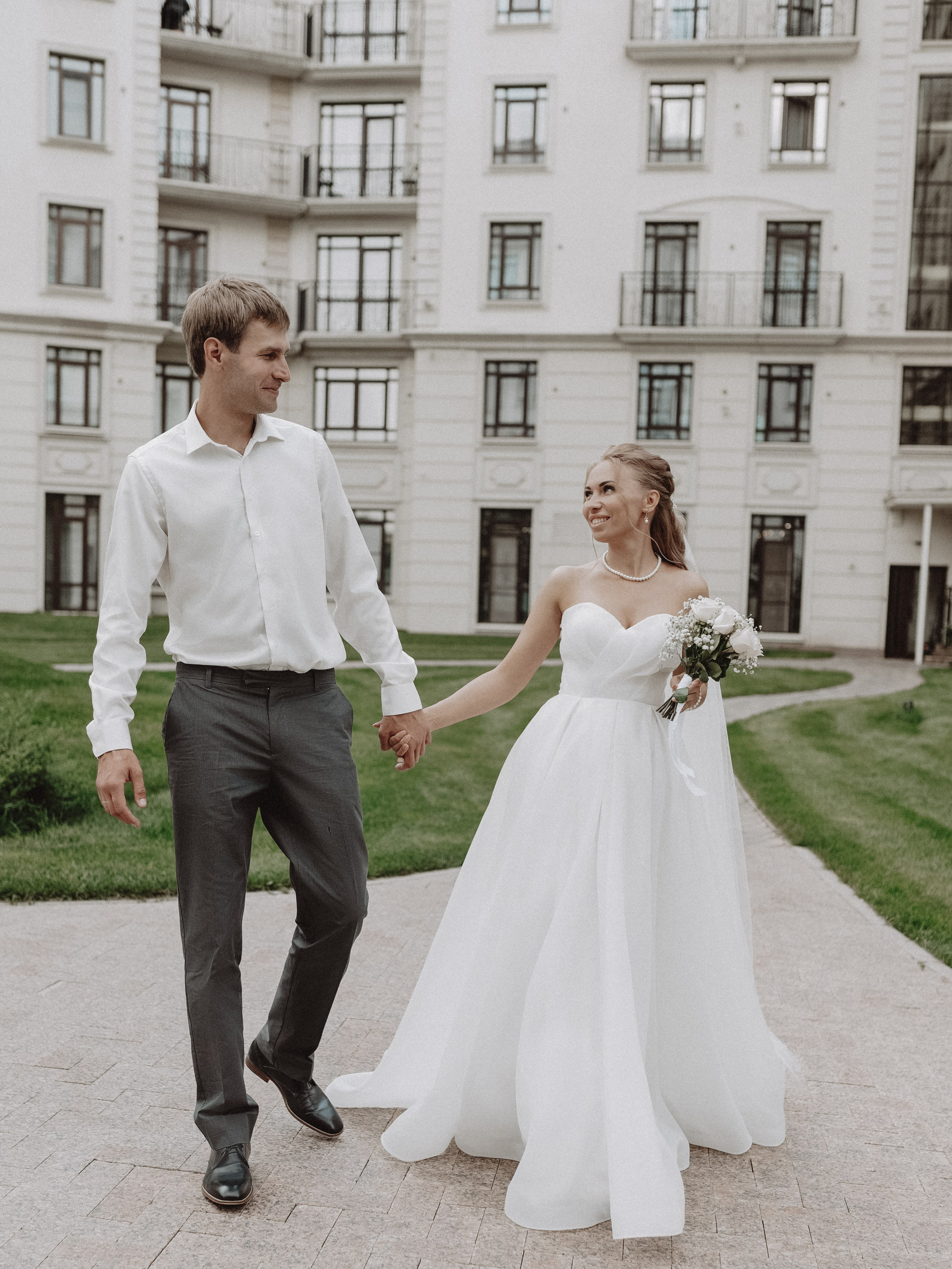 Свадебный фотограф для съёмки в отеле | Яна Иванова, Новосибирск. Семейный и свадебный фотограф в Новосибирске Иванова Яна