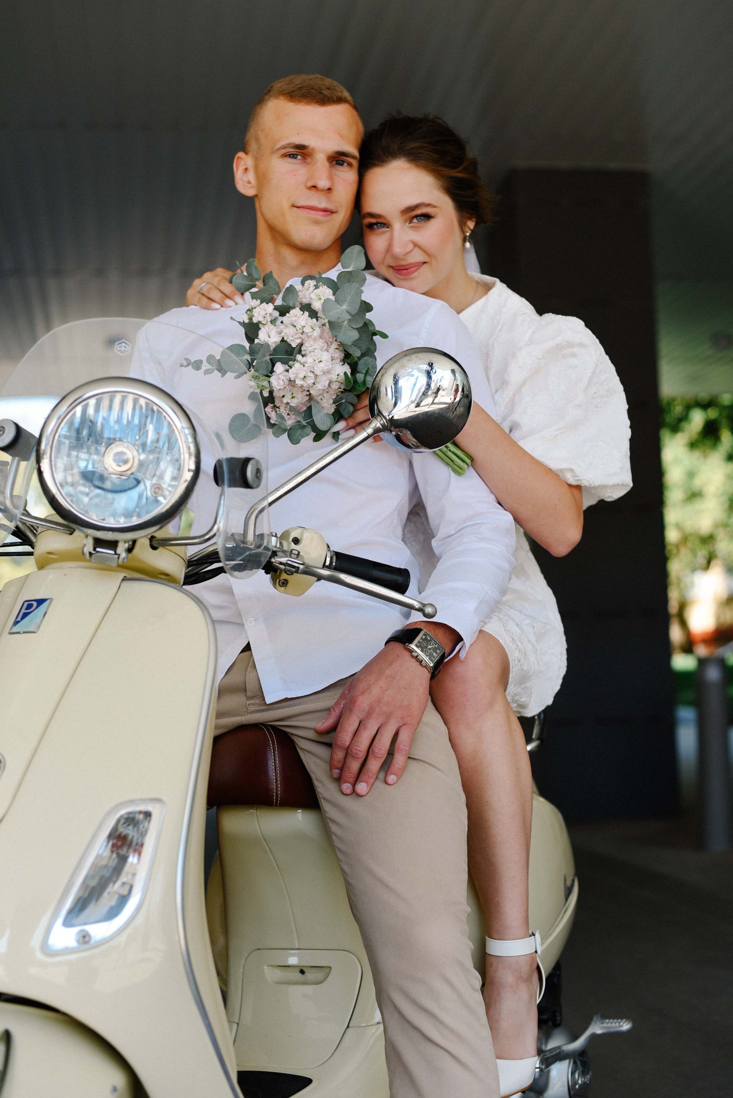 Андрей и Дарья ЗАГС № 4 Свадебная прогулка по городу. Фотограф Лола Волна, город Москва