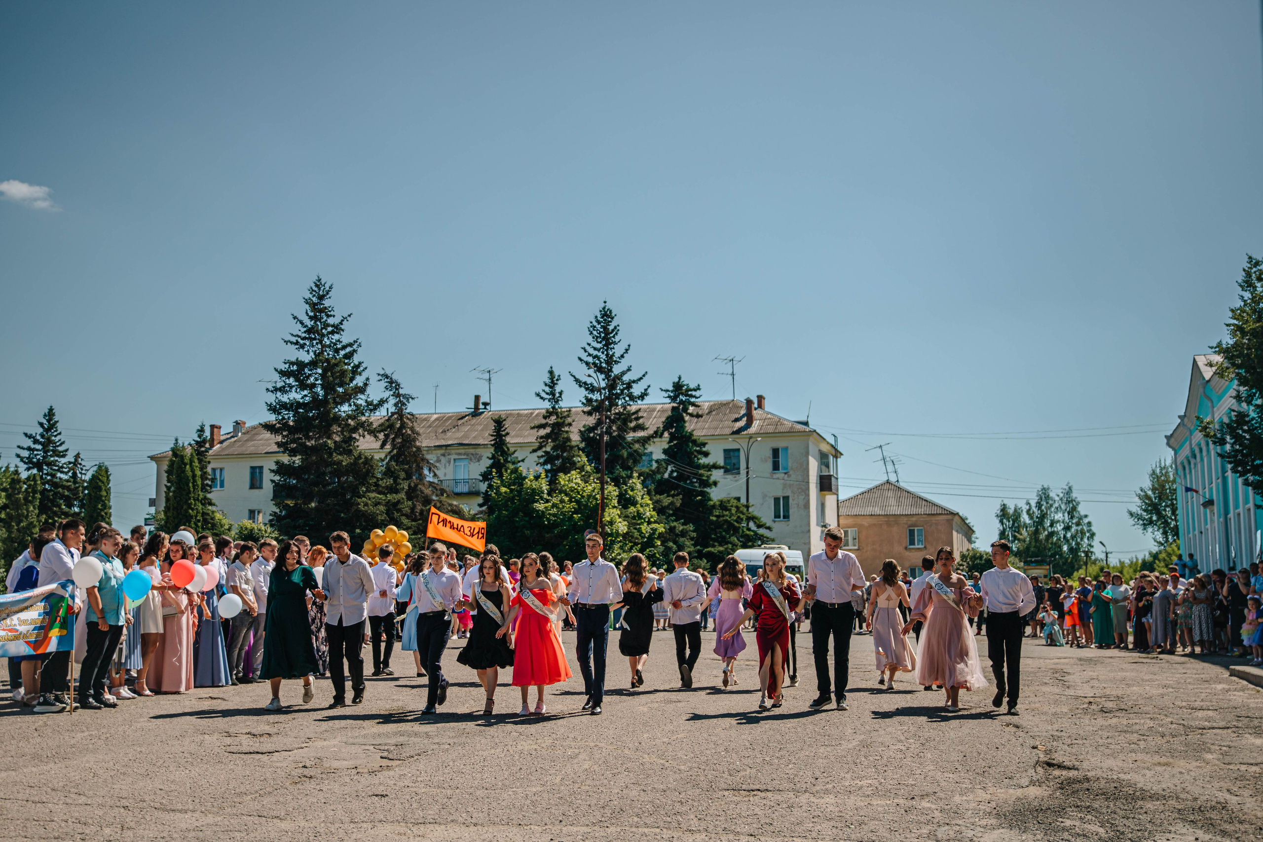 Выпускной 11 классов 2024 Невель. Фотограф Дарья Маташкова