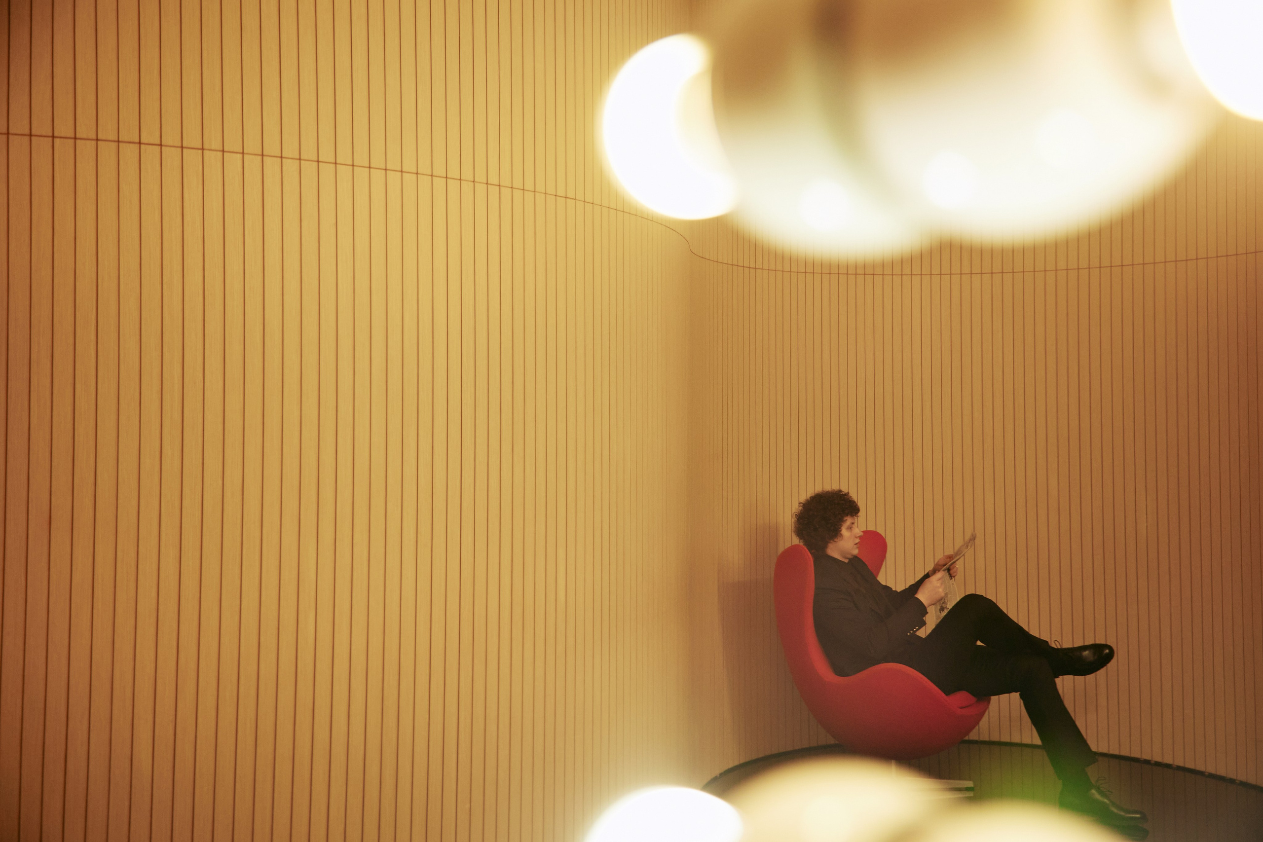 Фотосессия для ведущего Евгения Калашникова: создание стильного визуального контента для личного бренда. Дмитрий Мазуркевич: Профессиональный Репортажный Фотограф