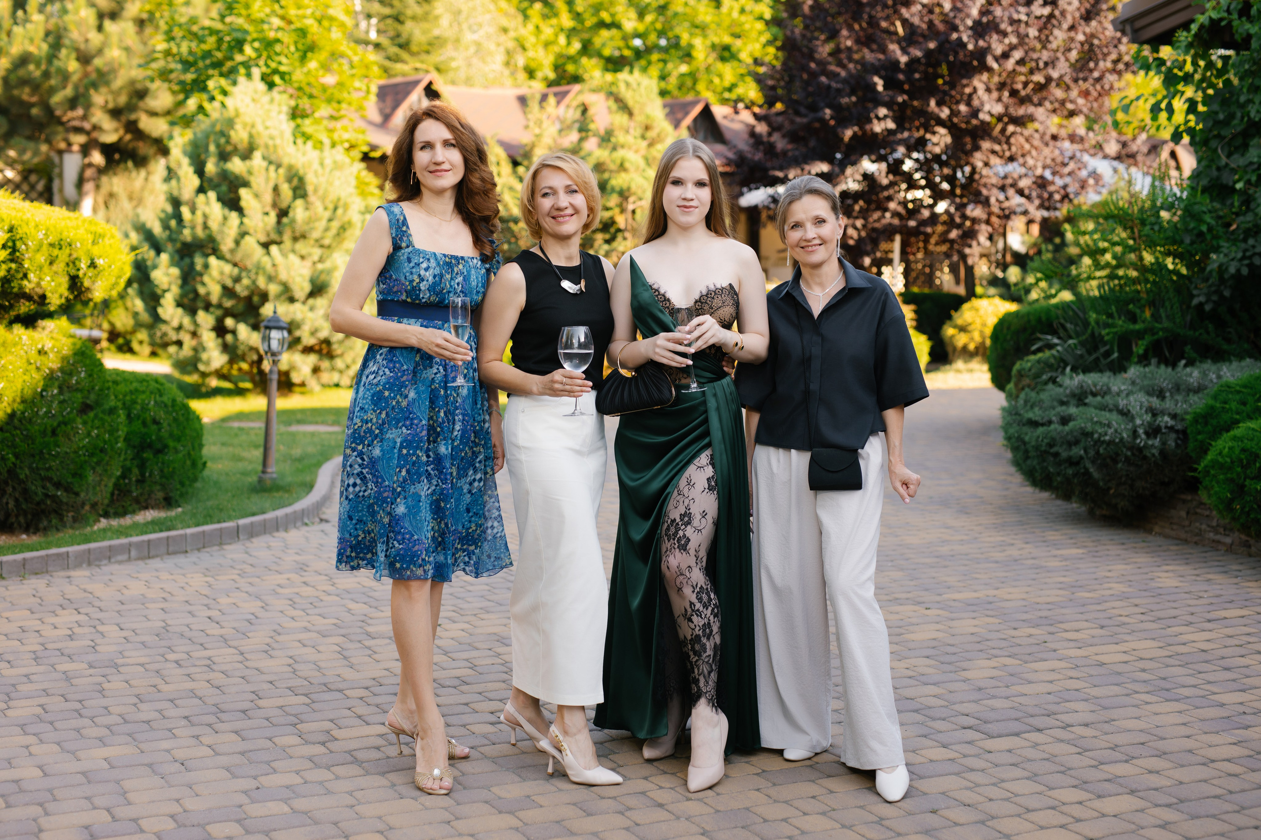 11 класс, ресторан «Тет-а-тет»