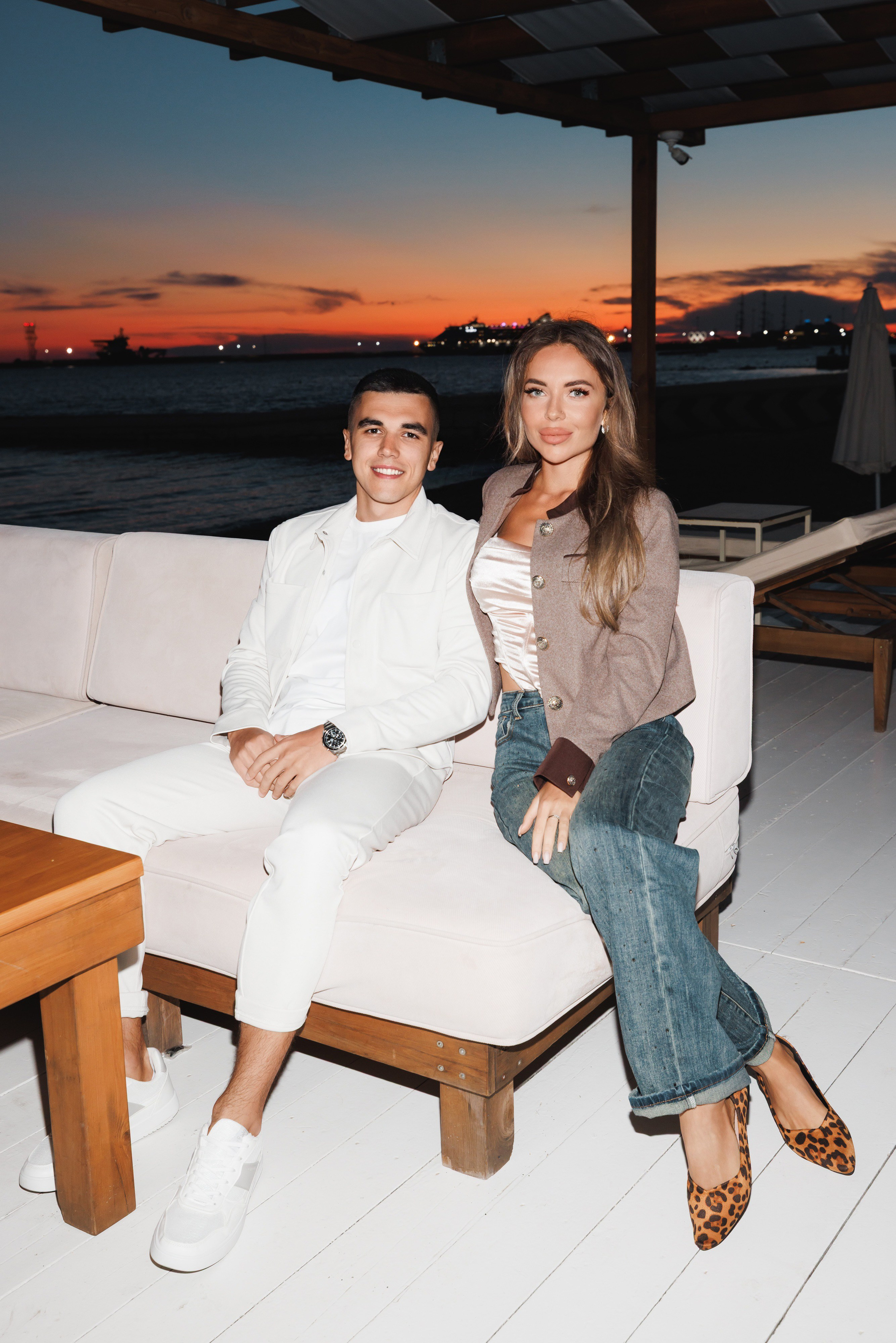 TROPICAL DISCO BIRTHDAY PARTY