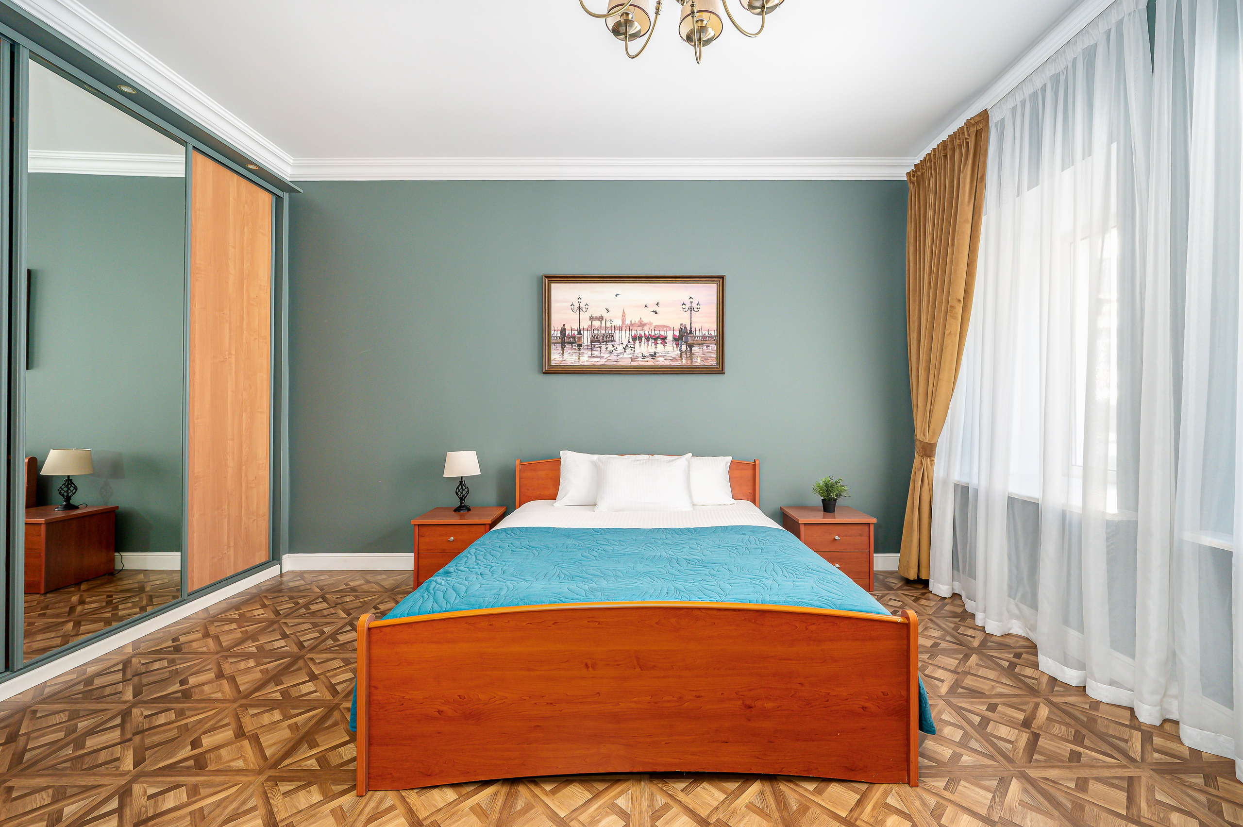 Квартира под посуточную аренду на Ул. Казанской в СПб. Интерьерный фотограф. Фото- видеосъемка недвижимости Санкт-Петербург