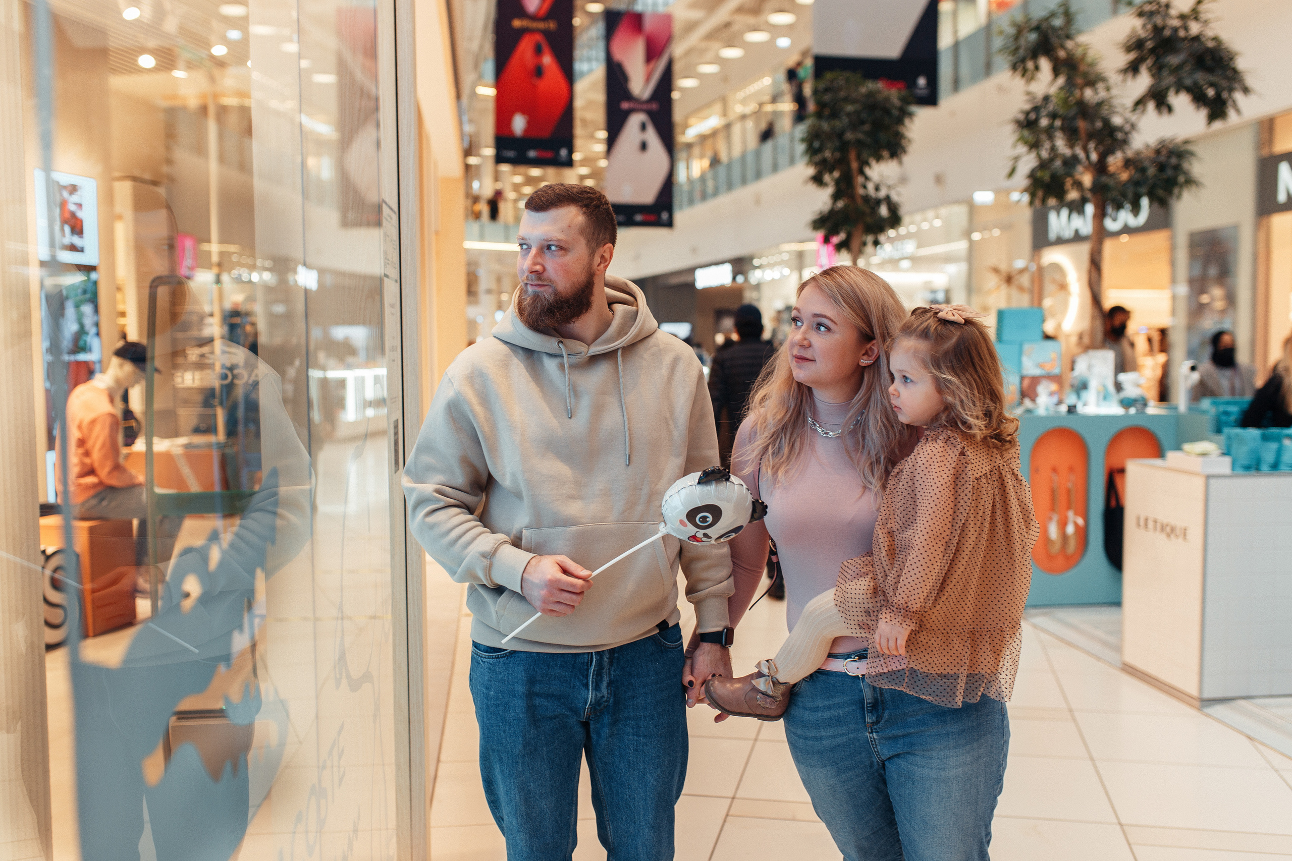 Прогулка по торговому центру. Семейный фотограф в Москве. Дарья Долгих