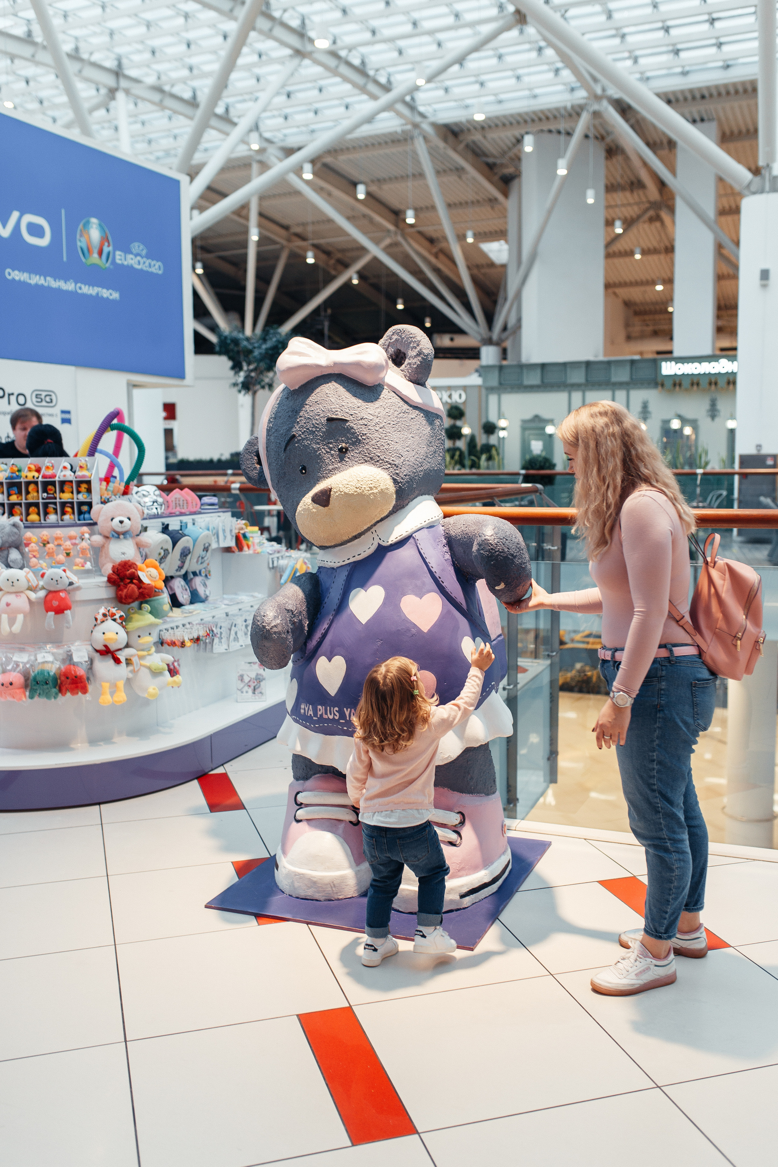 Прогулка по торговому центру. Семейный фотограф в Москве. Дарья Долгих