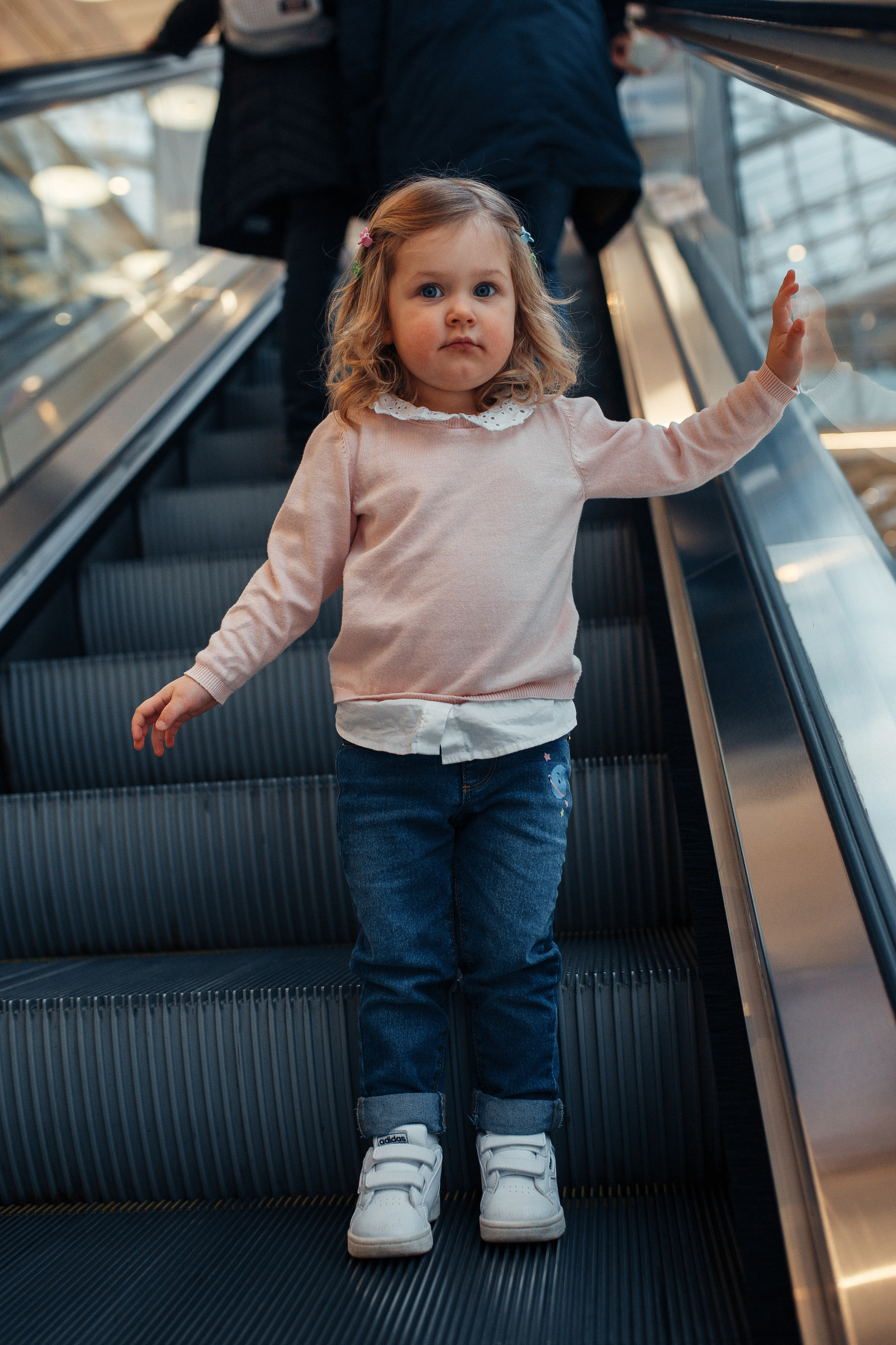 Прогулка по торговому центру. Семейный фотограф в Москве. Дарья Долгих