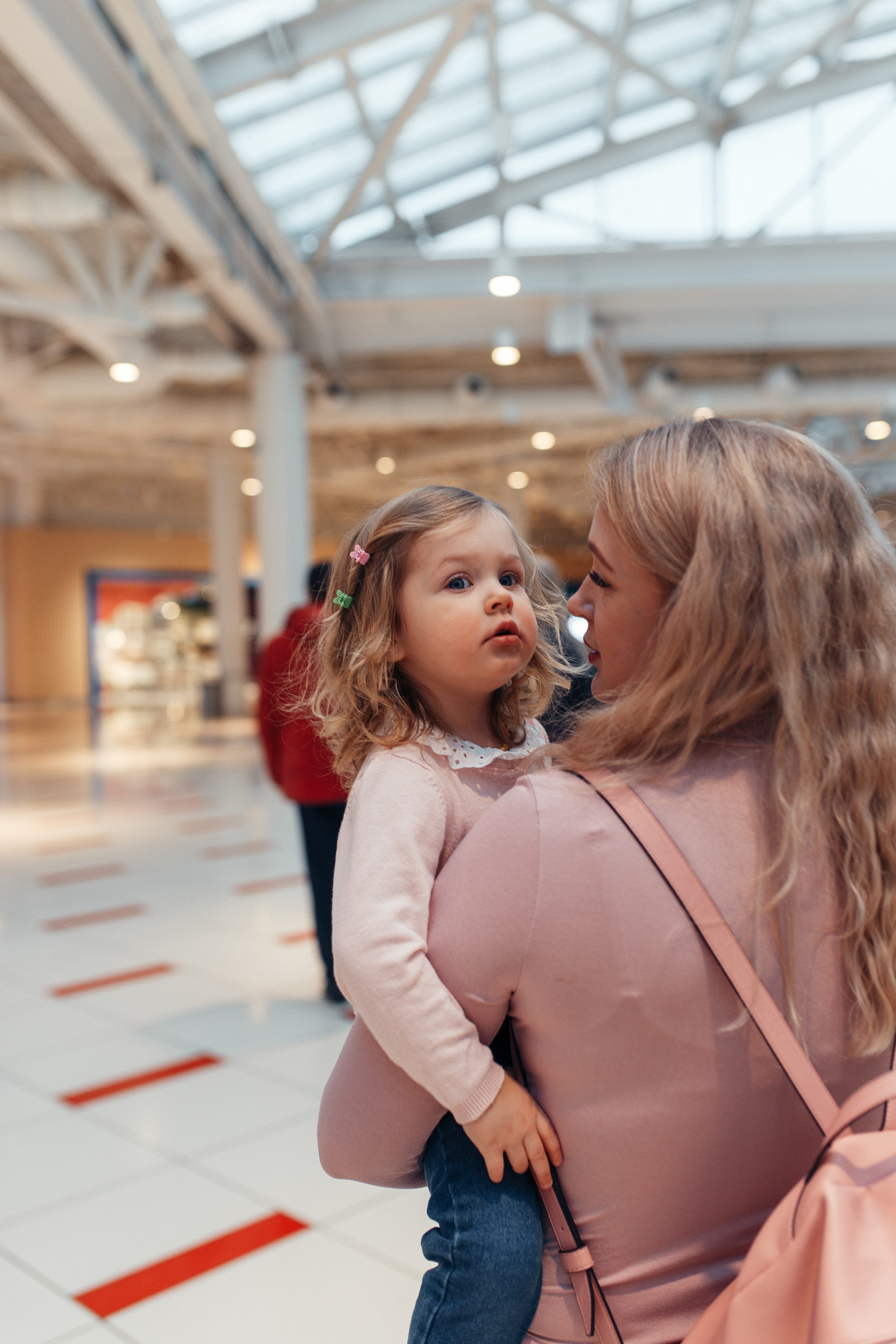 Прогулка по торговому центру. Семейный фотограф в Москве. Дарья Долгих