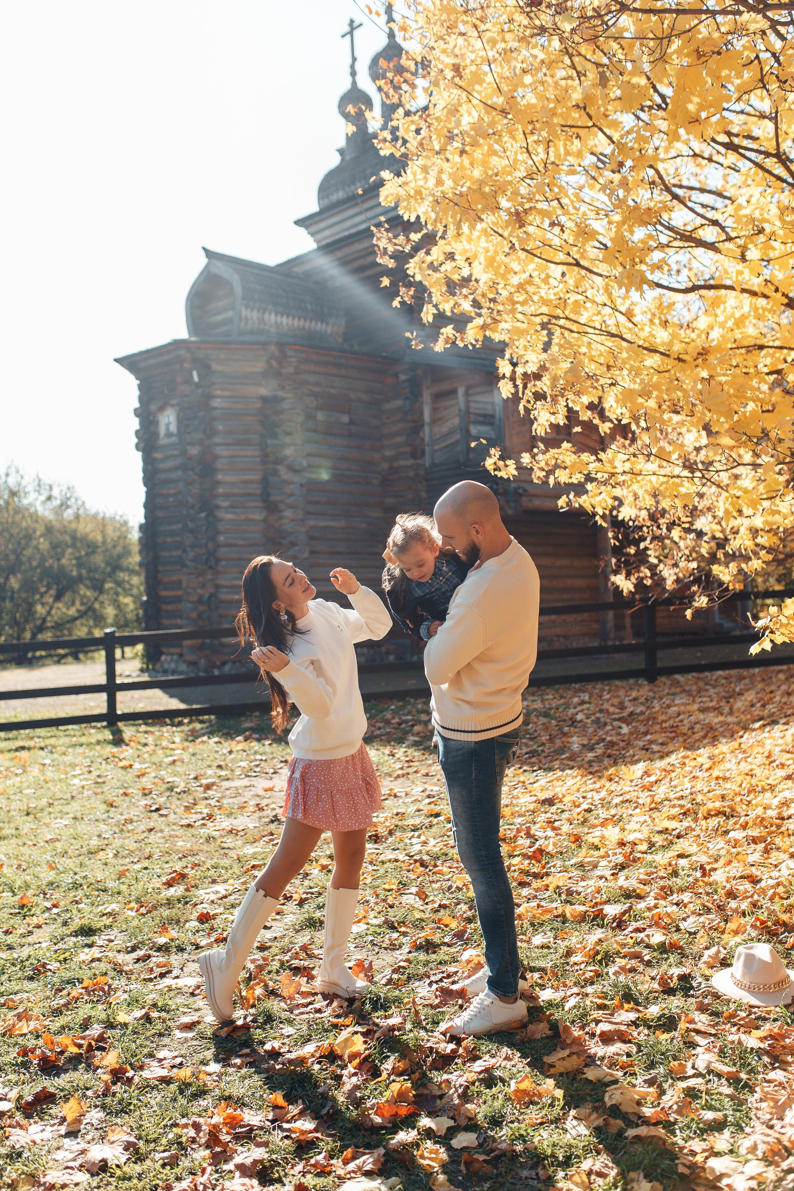Листопад. Семейный фотограф в Москве. Дарья Долгих