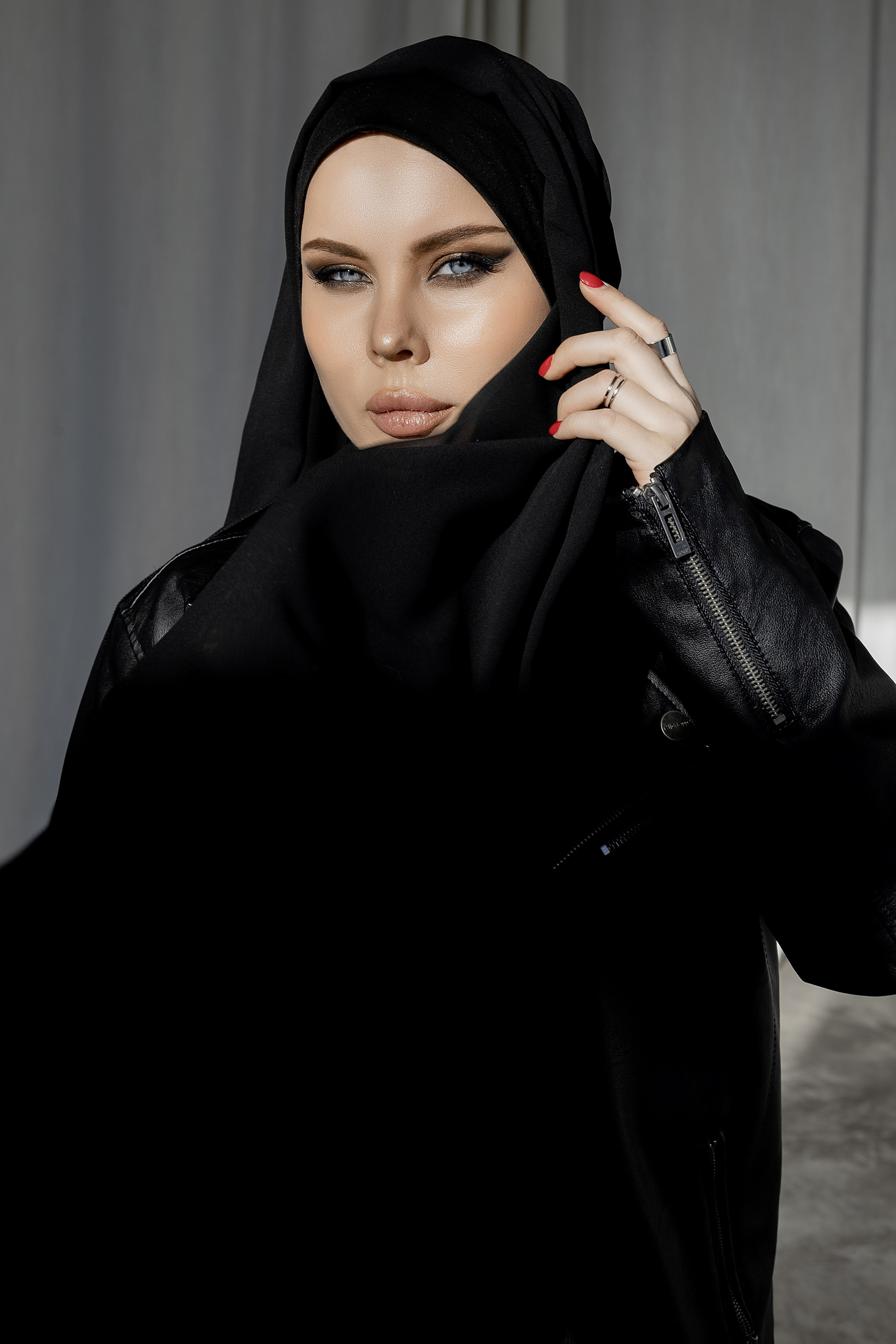 Мариэтта. Фотограф Челябинск Эвелина Ганага, съемка для бизнеса и маркетплейсов