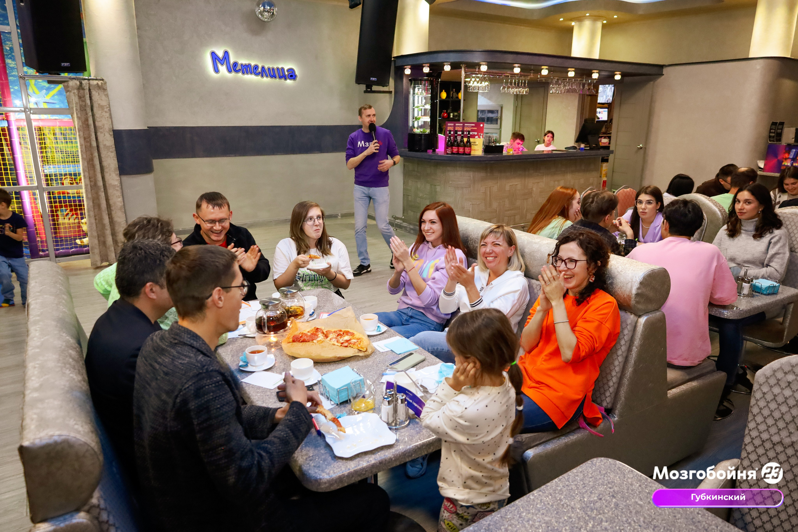 1 октября 2023. Фотограф в Губкинском | Александра Артамонова