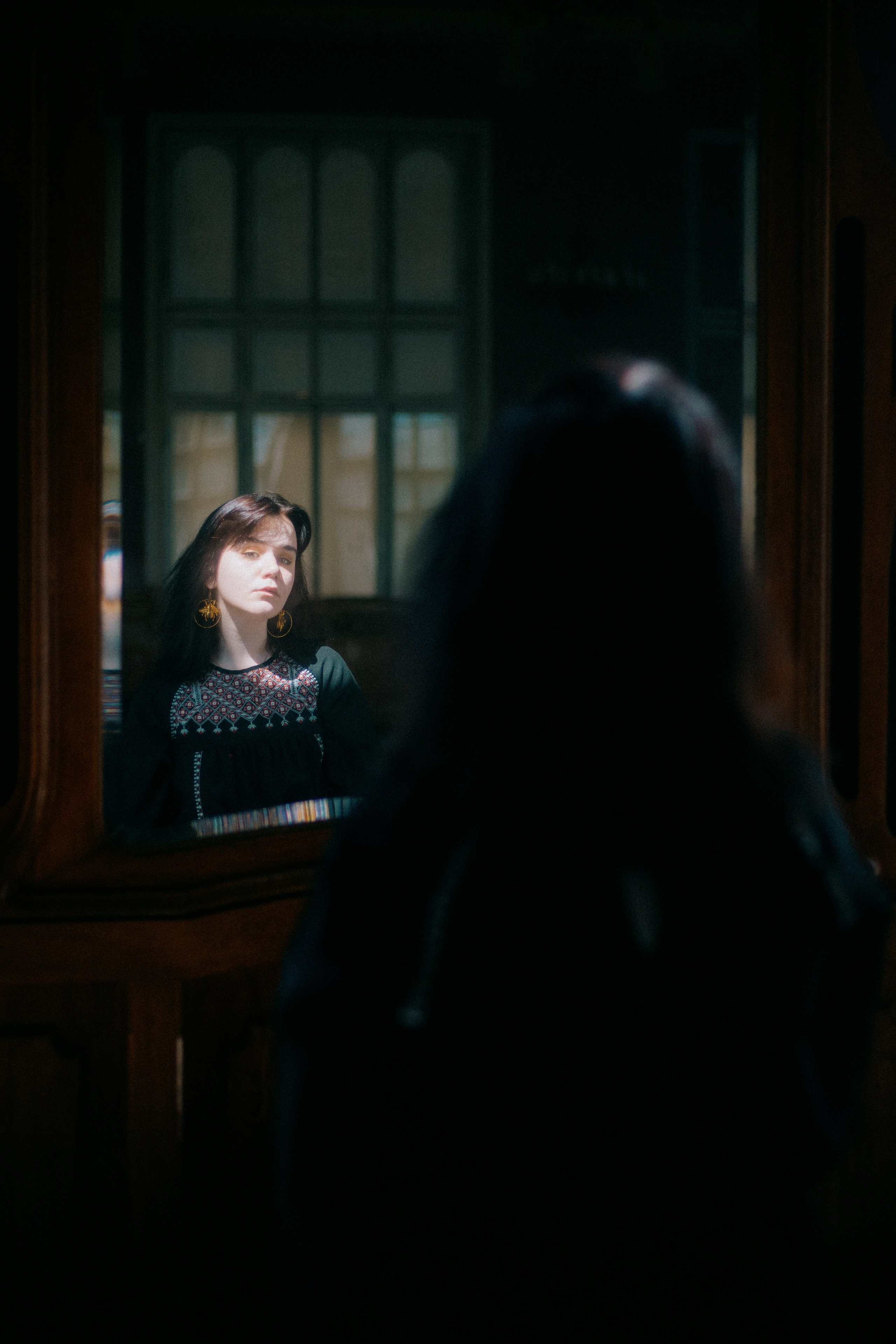 Anush. VOGUEzal. Портретный и концептуальный фотограф в Санкт-Петербурге Роман Башкиров