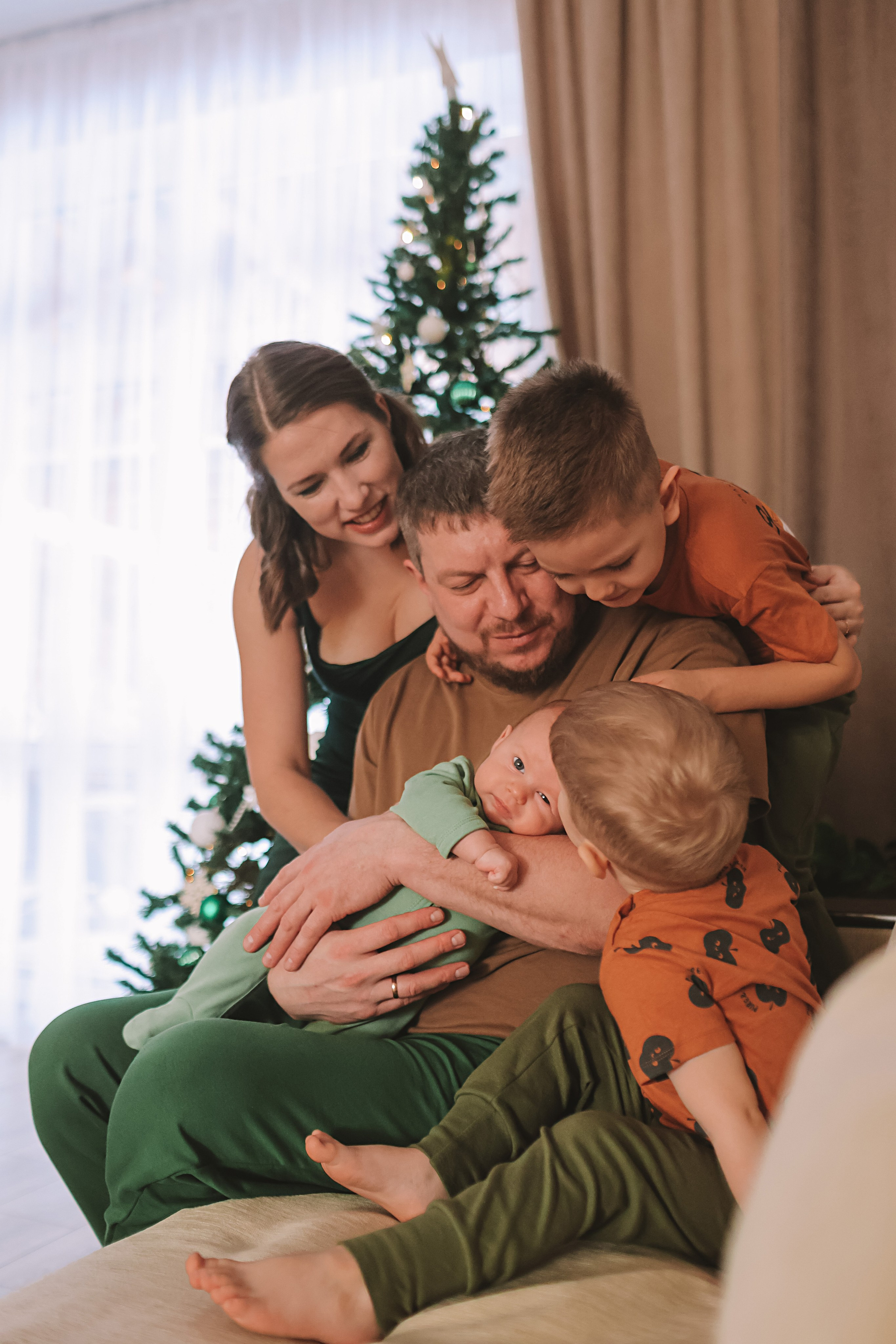Команда. Семейный фотограф Тюмень, фотограф на роды Салмина Мария