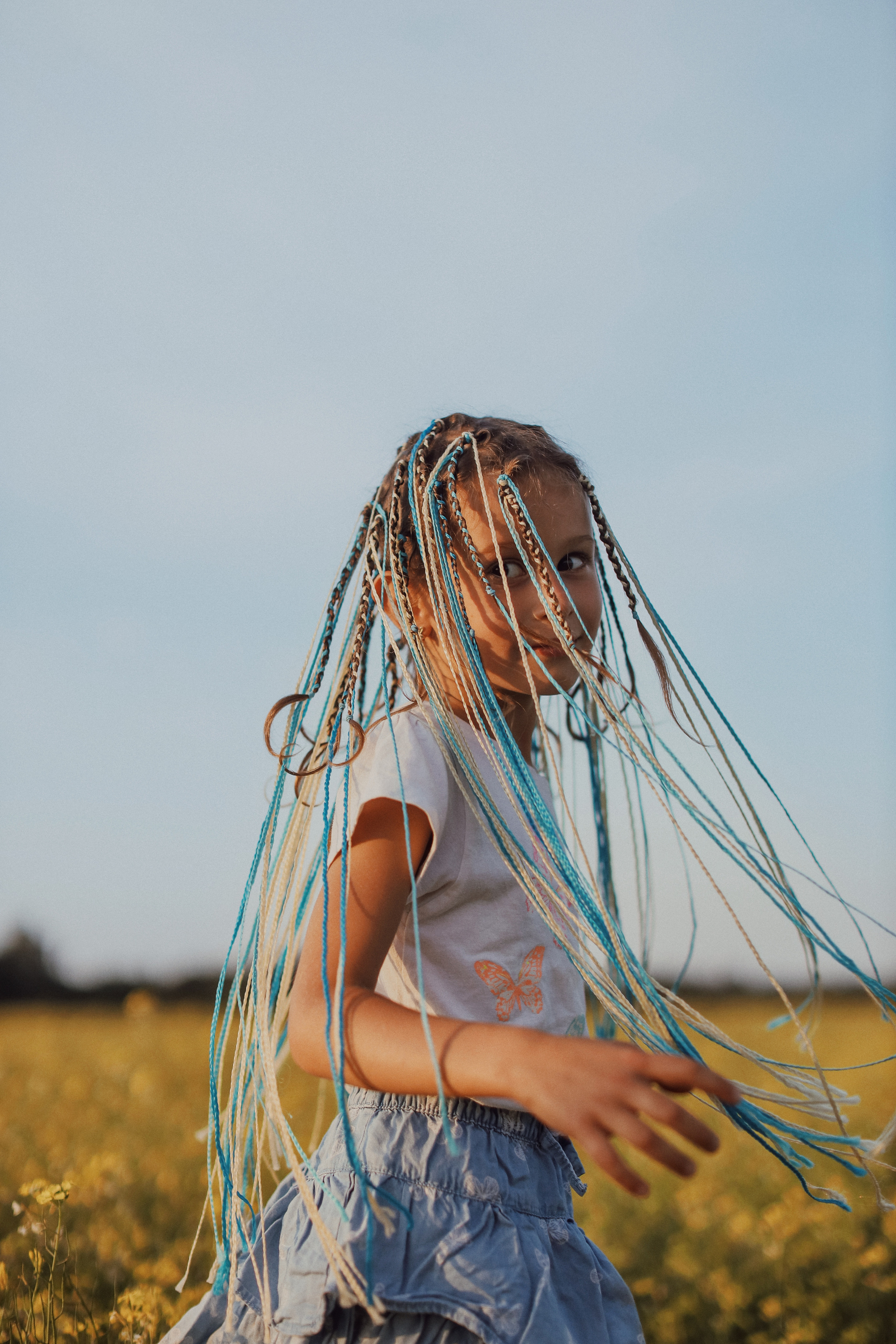 В поле на закате. Фотограф Анастасия Пинчук
