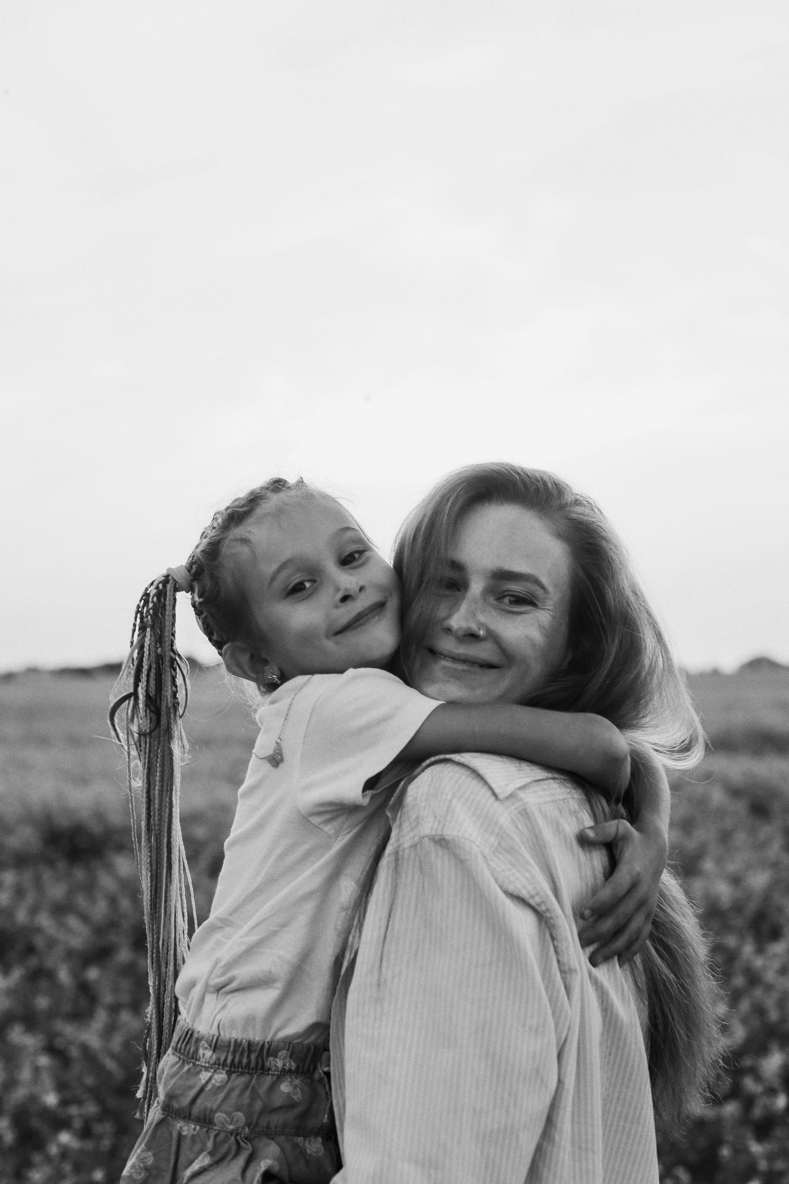 В поле на закате. Фотограф Анастасия Пинчук