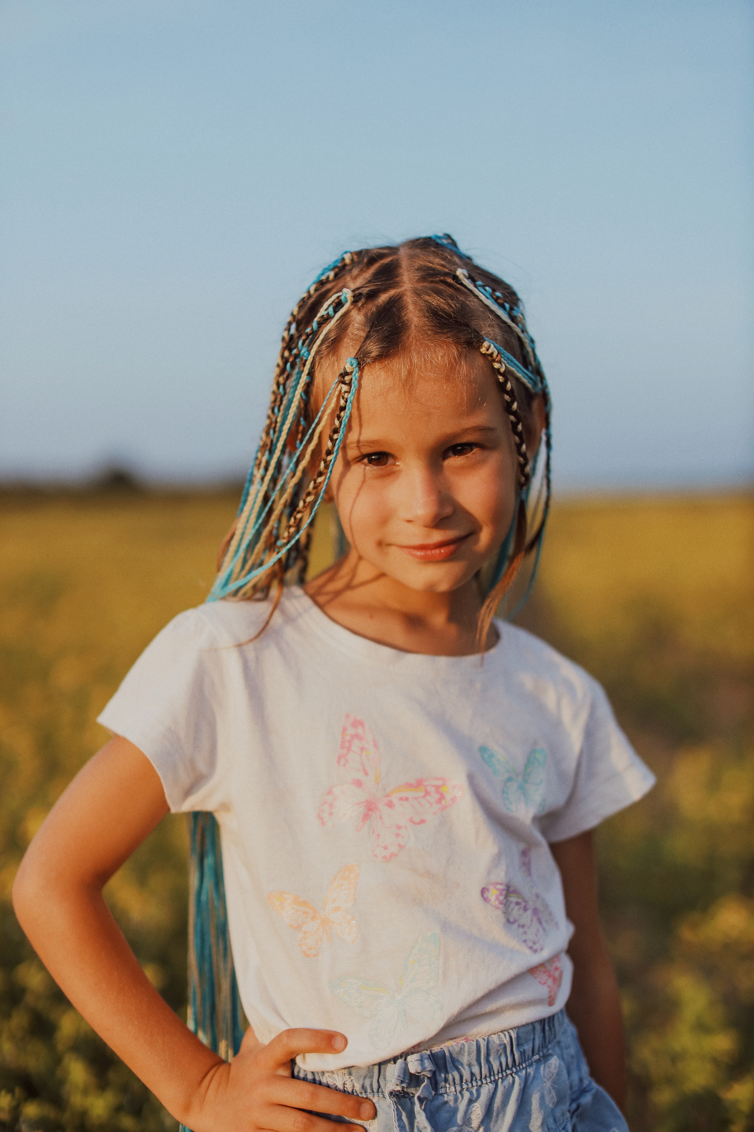 В поле на закате. Фотограф Анастасия Пинчук