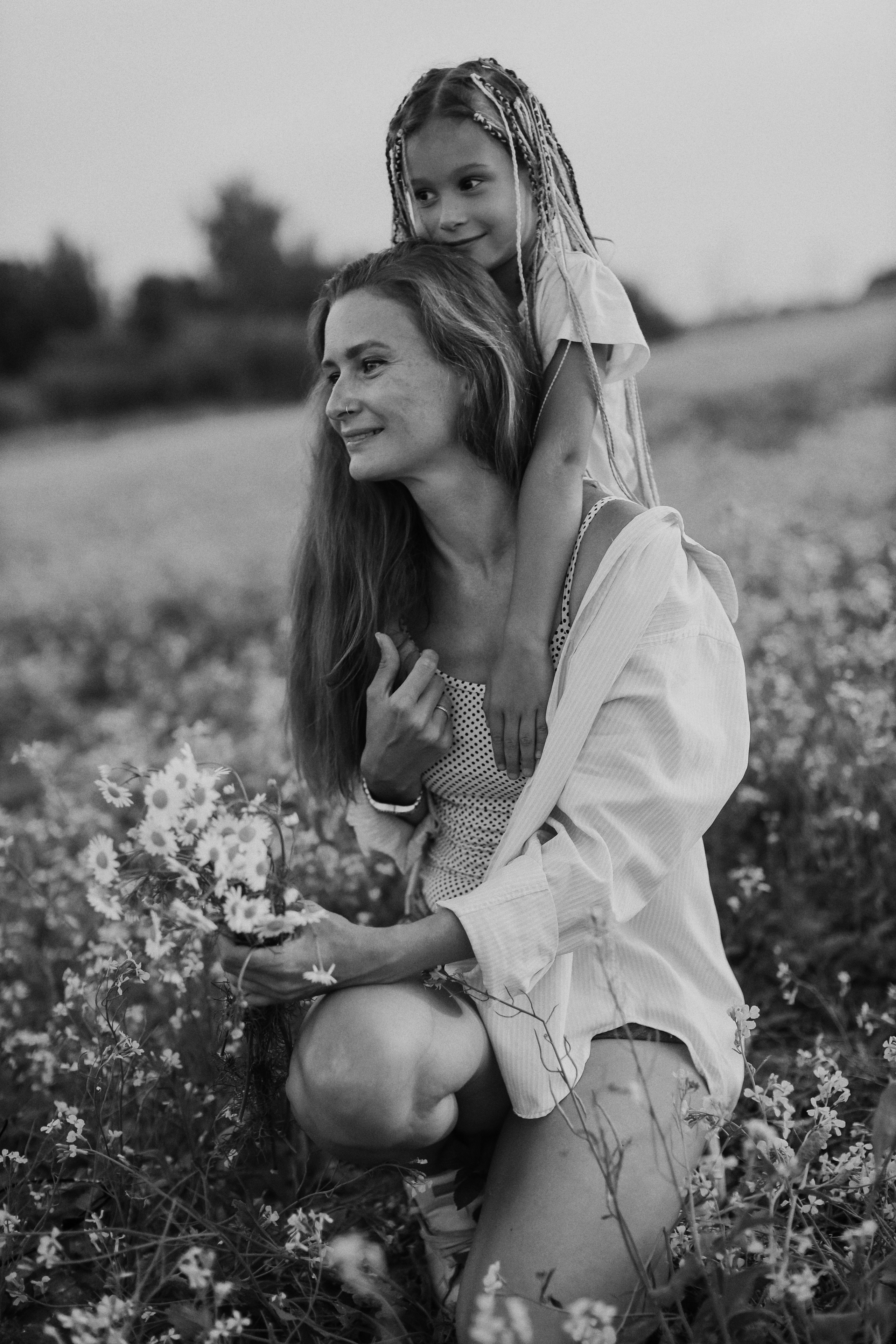 В поле на закате. Фотограф Анастасия Пинчук