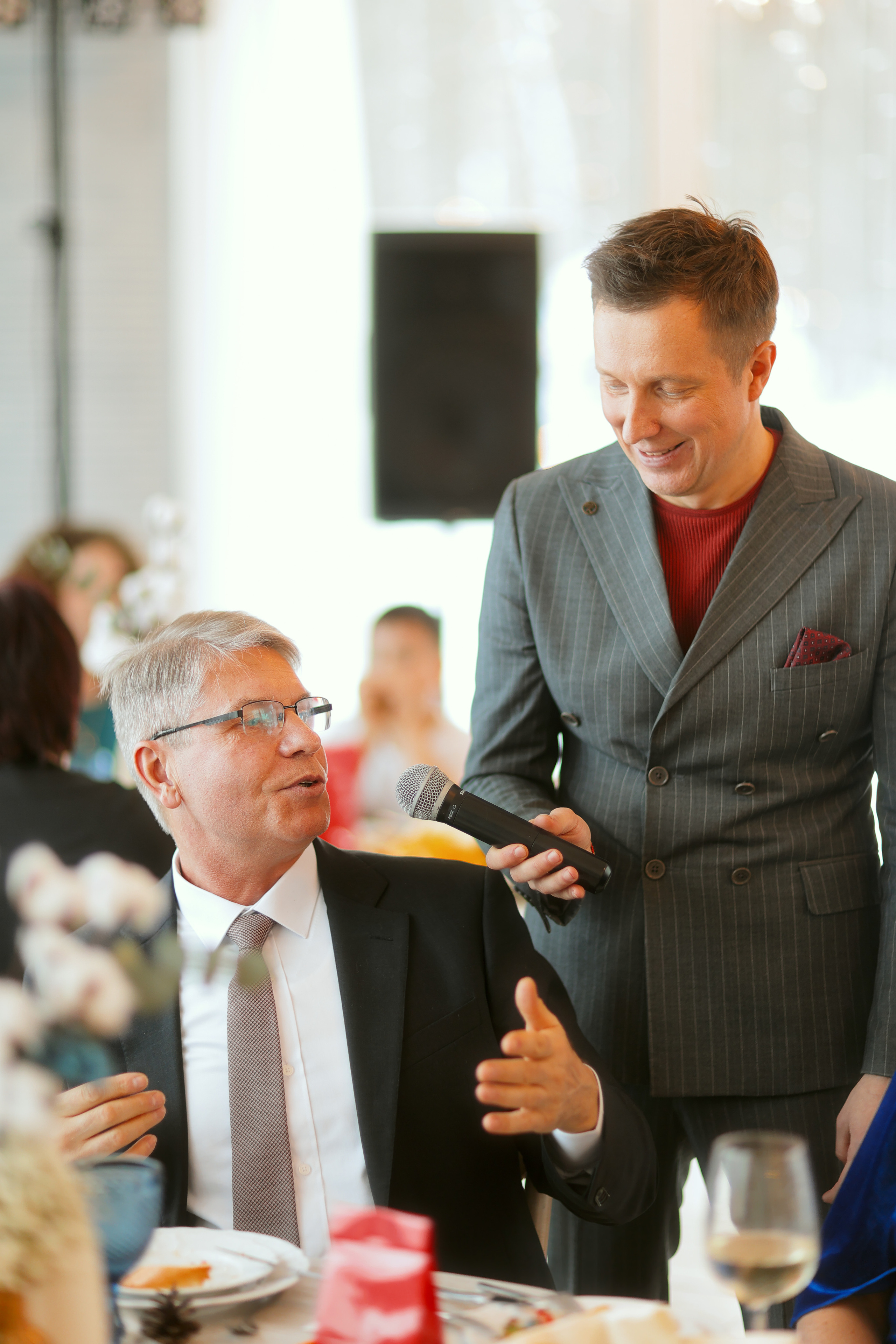 Саша и Оксана. Ведущий на свадьбу в Москве Зубков Алексей