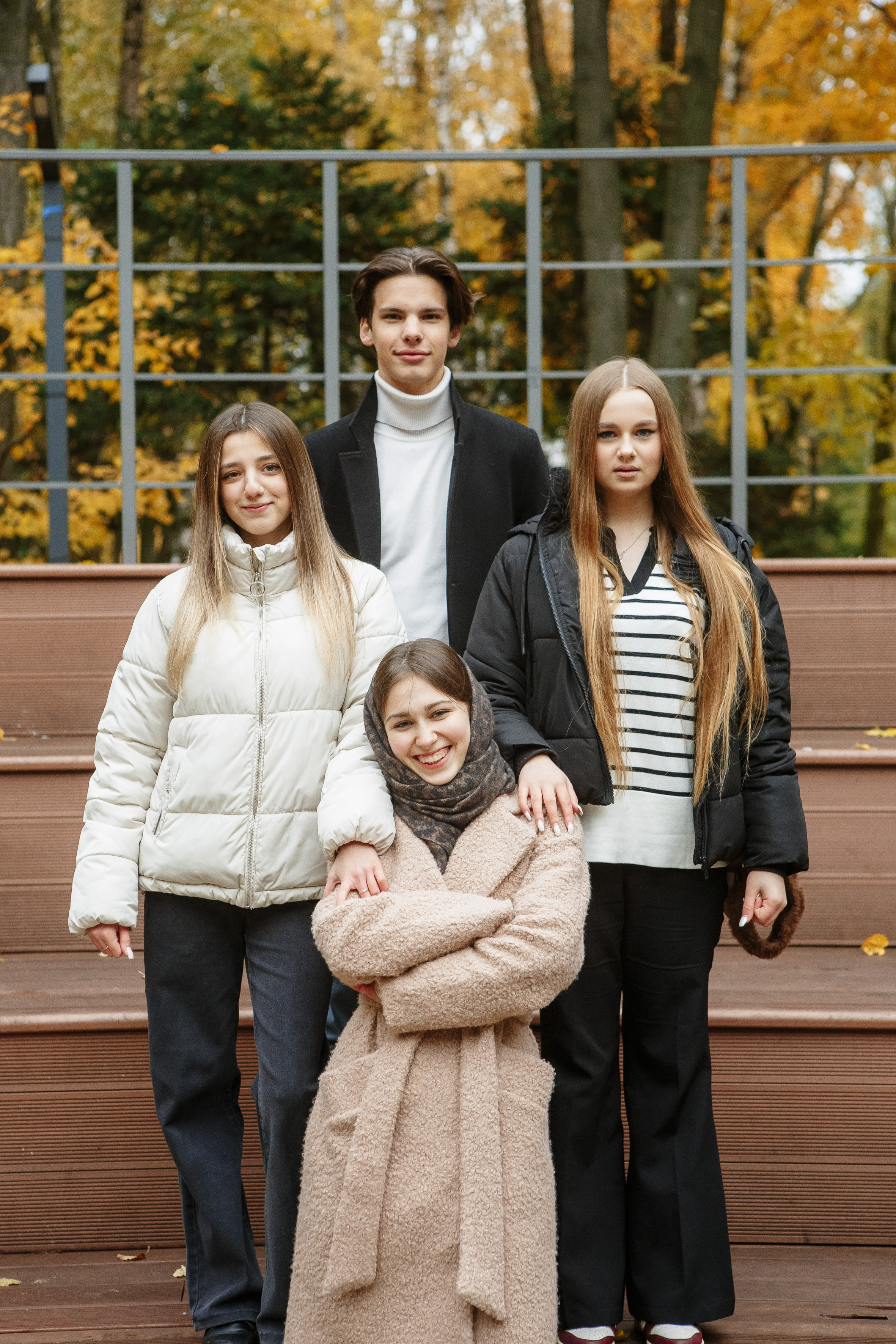 Осень Гимназия 12 11 В 2023 г. Свадебный и портретный Фотограф в Липецке Дмитрий Котюков