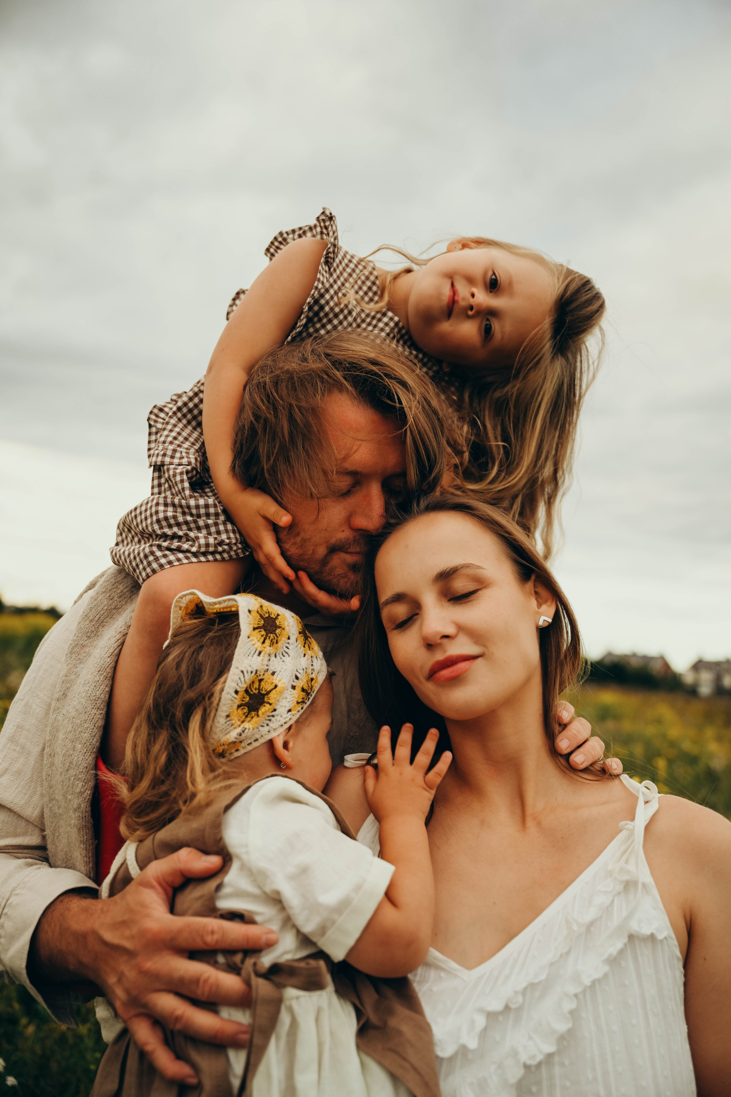 В поле. Семейный фотограф в Москве Люберцах Ирина Вронская