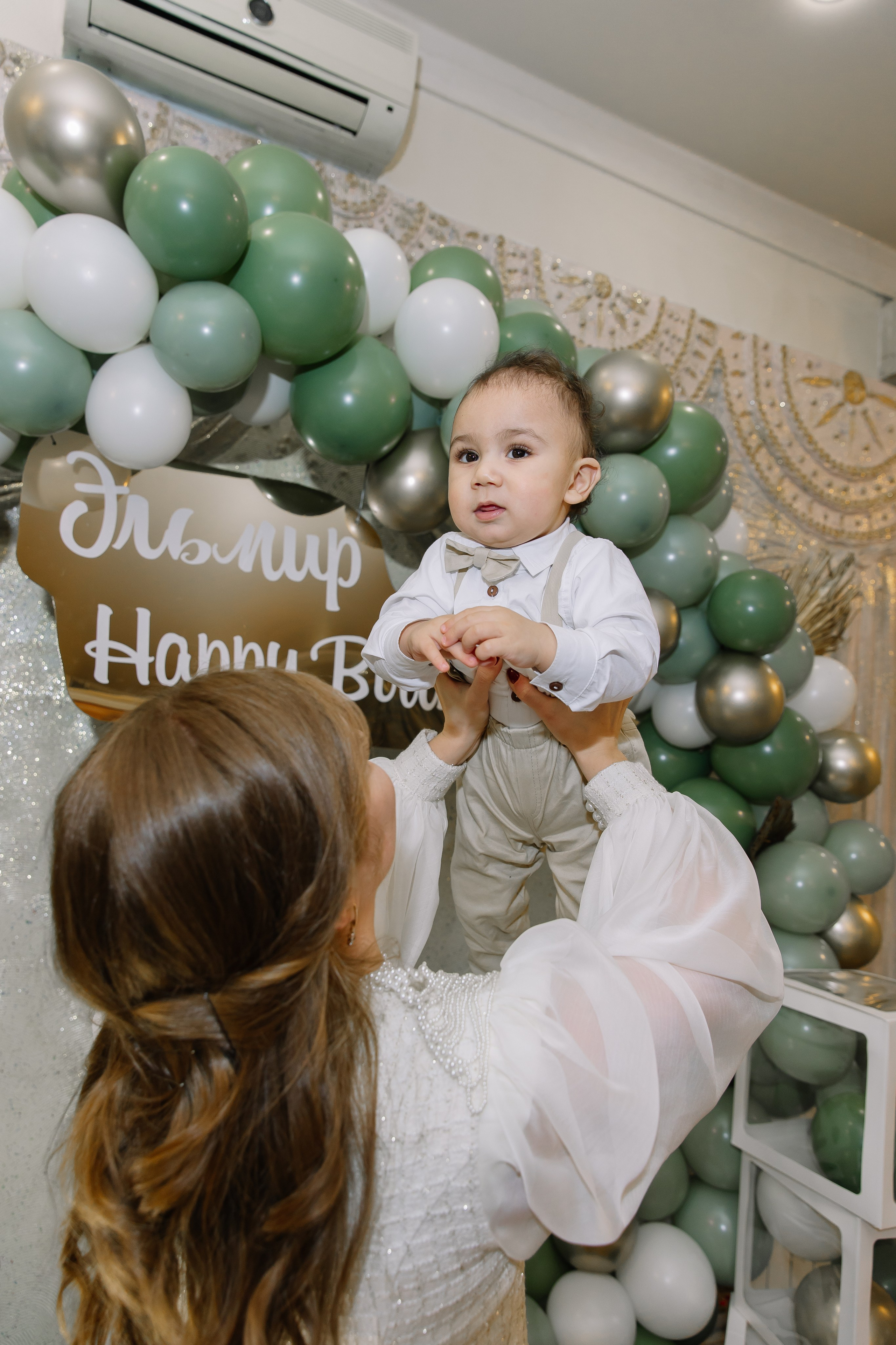 День рождения 1 годик Эльмиру. Свадебный фотограф в Новосибирске Лидия Александровна
