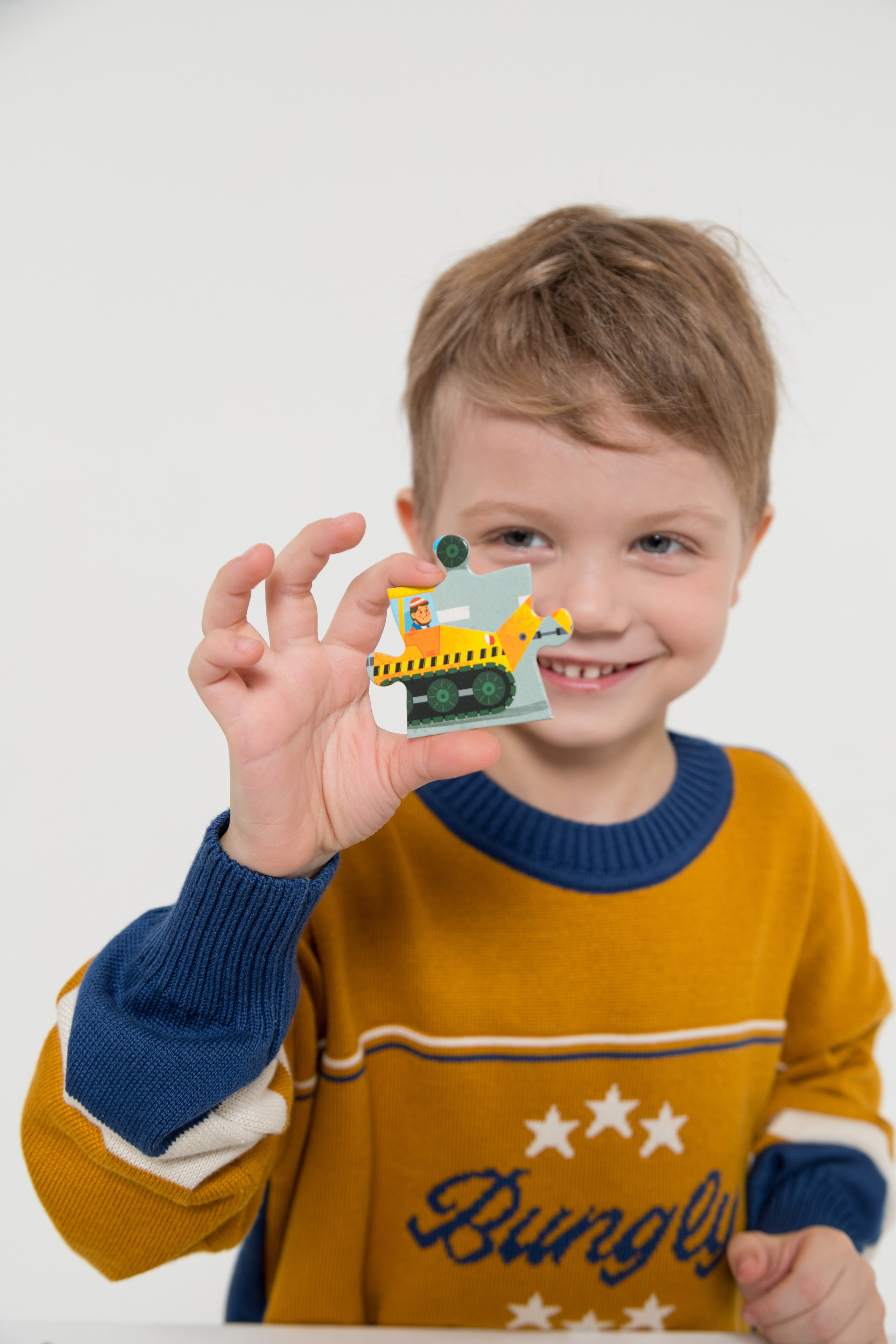 Имиджевая и каталожная съёмка для бренда детских пазлов. Детский и контент фотограф Надя Волкова Санкт-Петербург