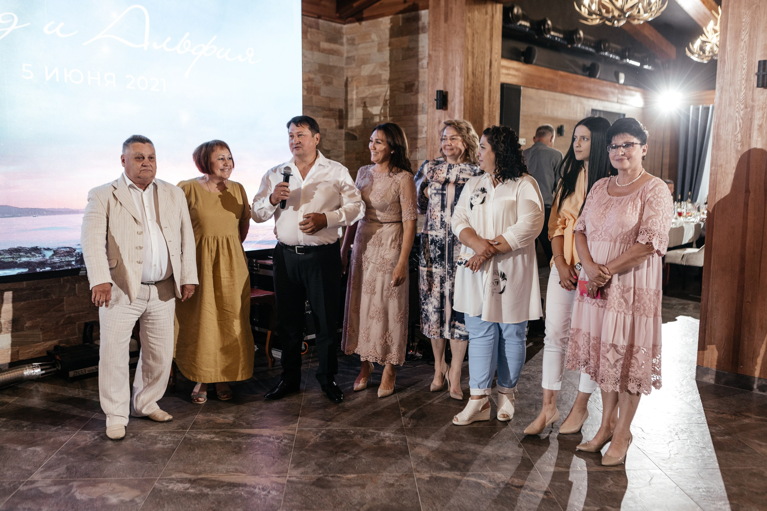 Свадебный фотограф Уфа — Руслан ГабдлисламовЖивые эмоции, красивые кадры, воспоминания на всю жизнь.Работаю по всей Республике Башкортоста. Свадебный фотограф Уфа Руслан Габдлисламов