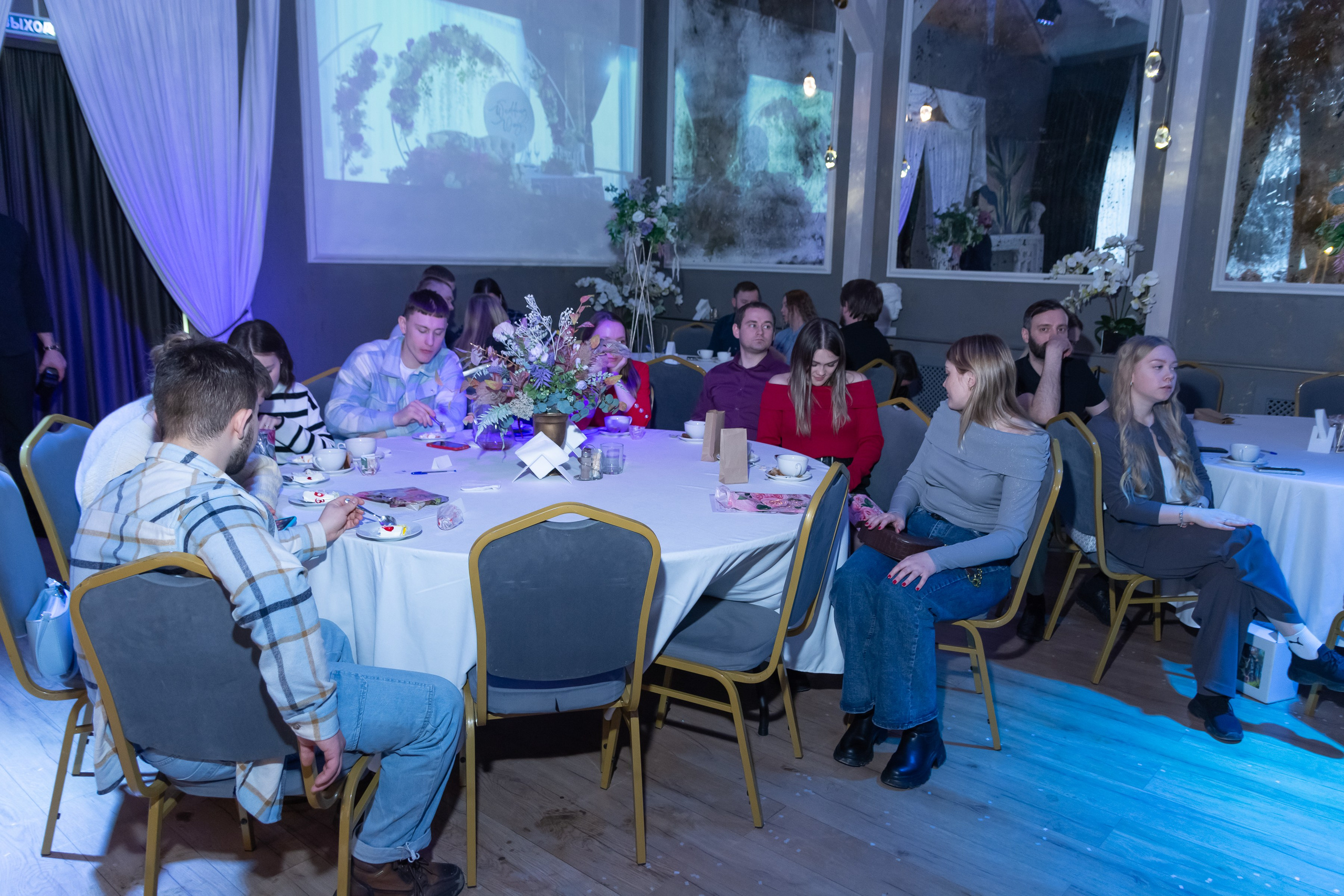 Свадебное чаепитие для молодоженов