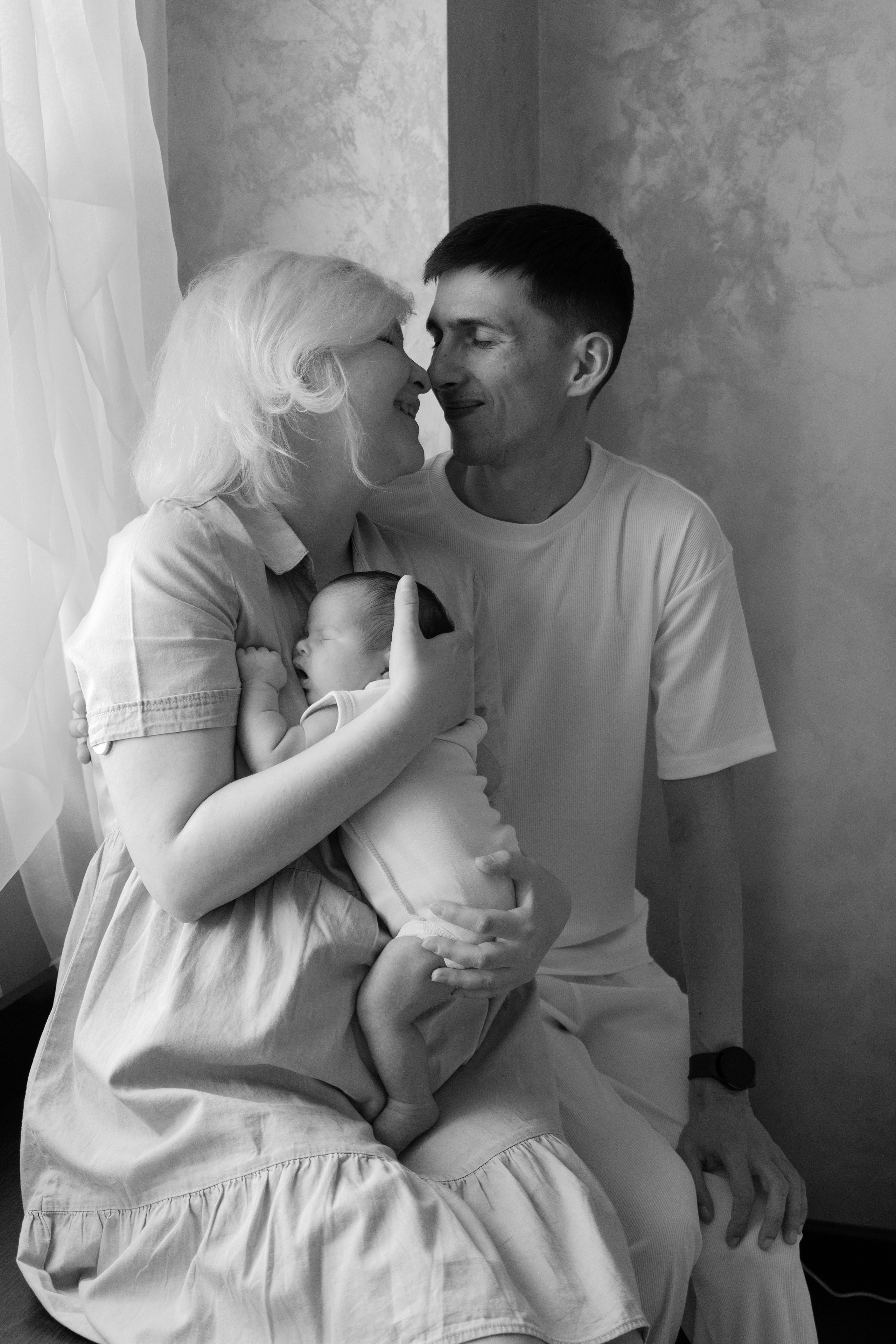 Домашняя фотосессия с новорожденным. Фотограф видеограф Ольга Василевская