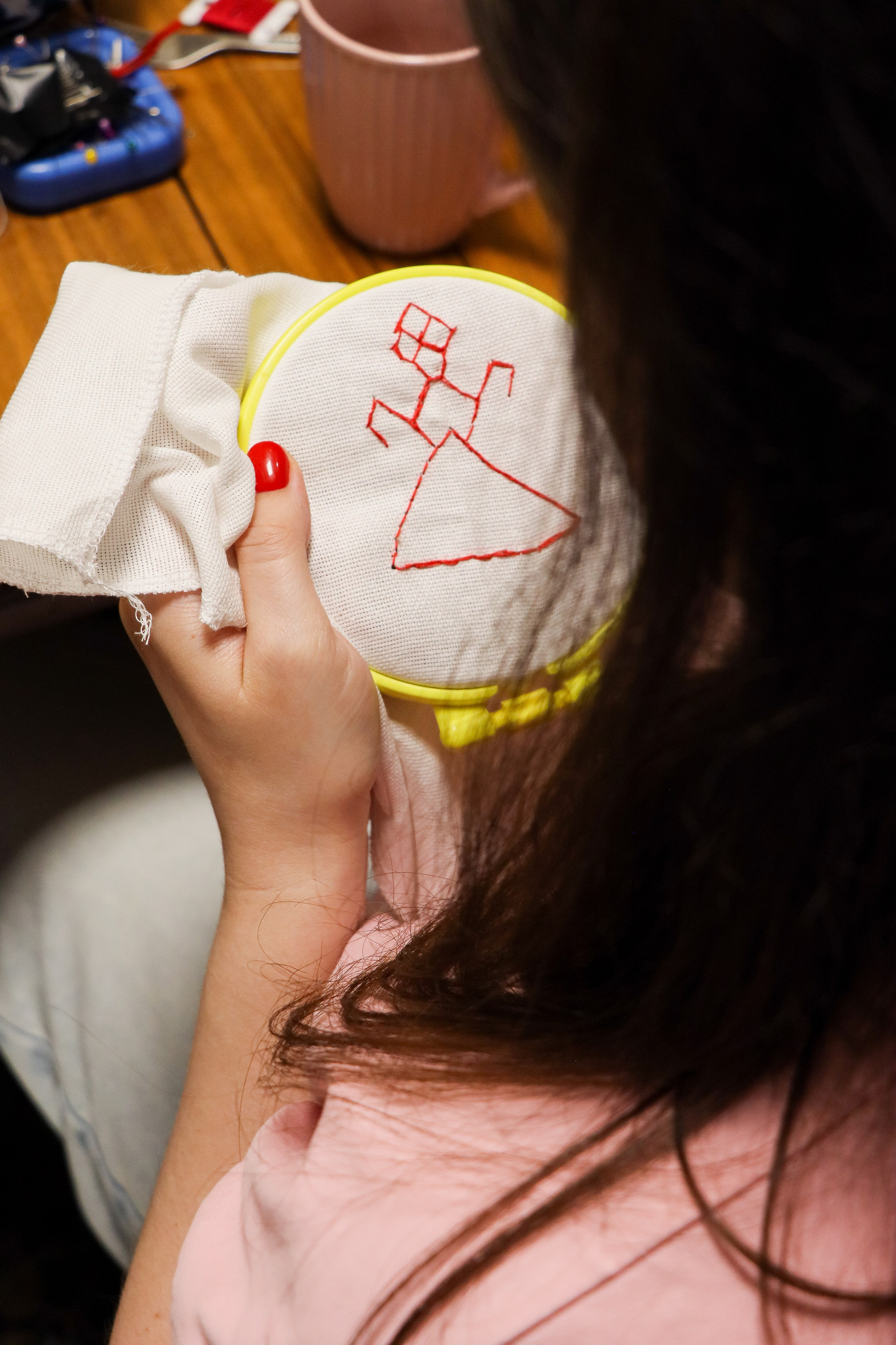 Мастер-класс по вышивке орнаментов. Портретный и репортажный фотограф в Анапе Злата Хидзик