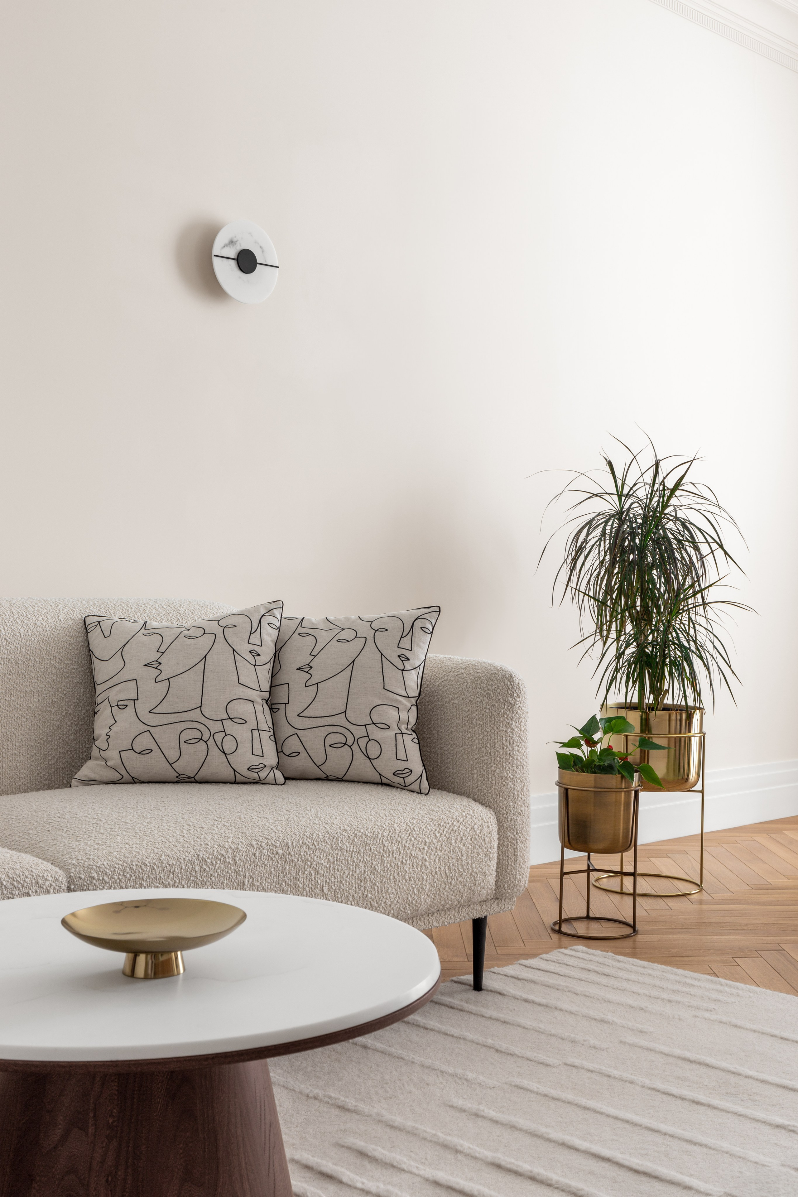 Фотосъёмка домашнего текстиля в интерьере. Roman Yakunin — interior photographer in Almaty, Kazakhstan