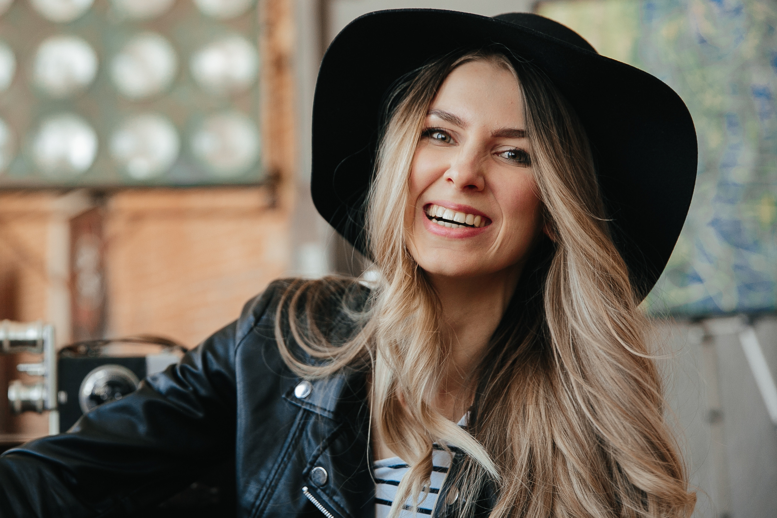 Love story с собакой в студии. Саша Потапкин Фотограф. Сочи, Екатеринбург, Москва