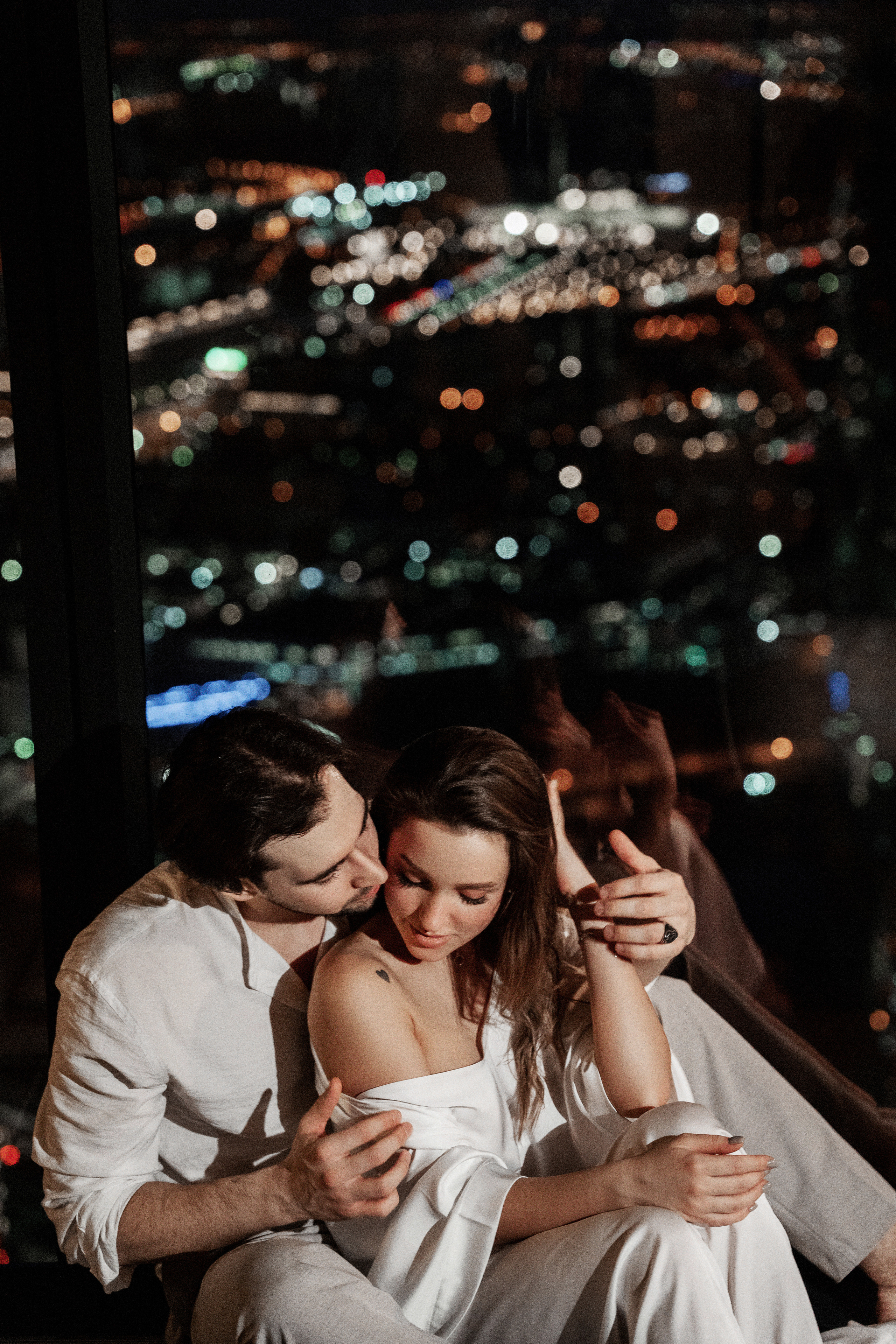 Фотосъемка love story в апартаментах Москва Сити. Саша Потапкин Фотограф. Сочи, Екатеринбург, Москва