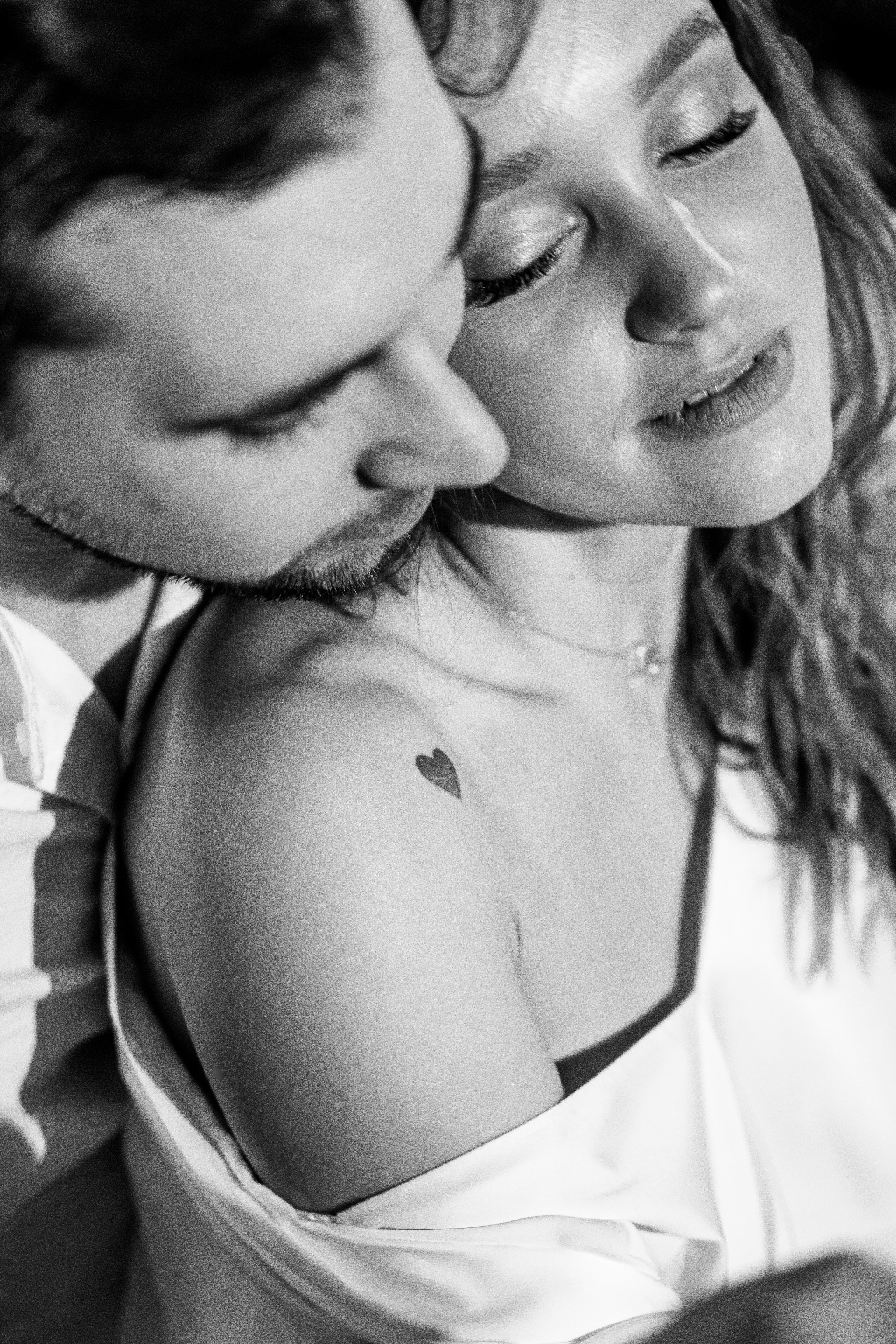 Фотосъемка love story в апартаментах Москва Сити. Саша Потапкин Фотограф. Сочи, Екатеринбург, Москва