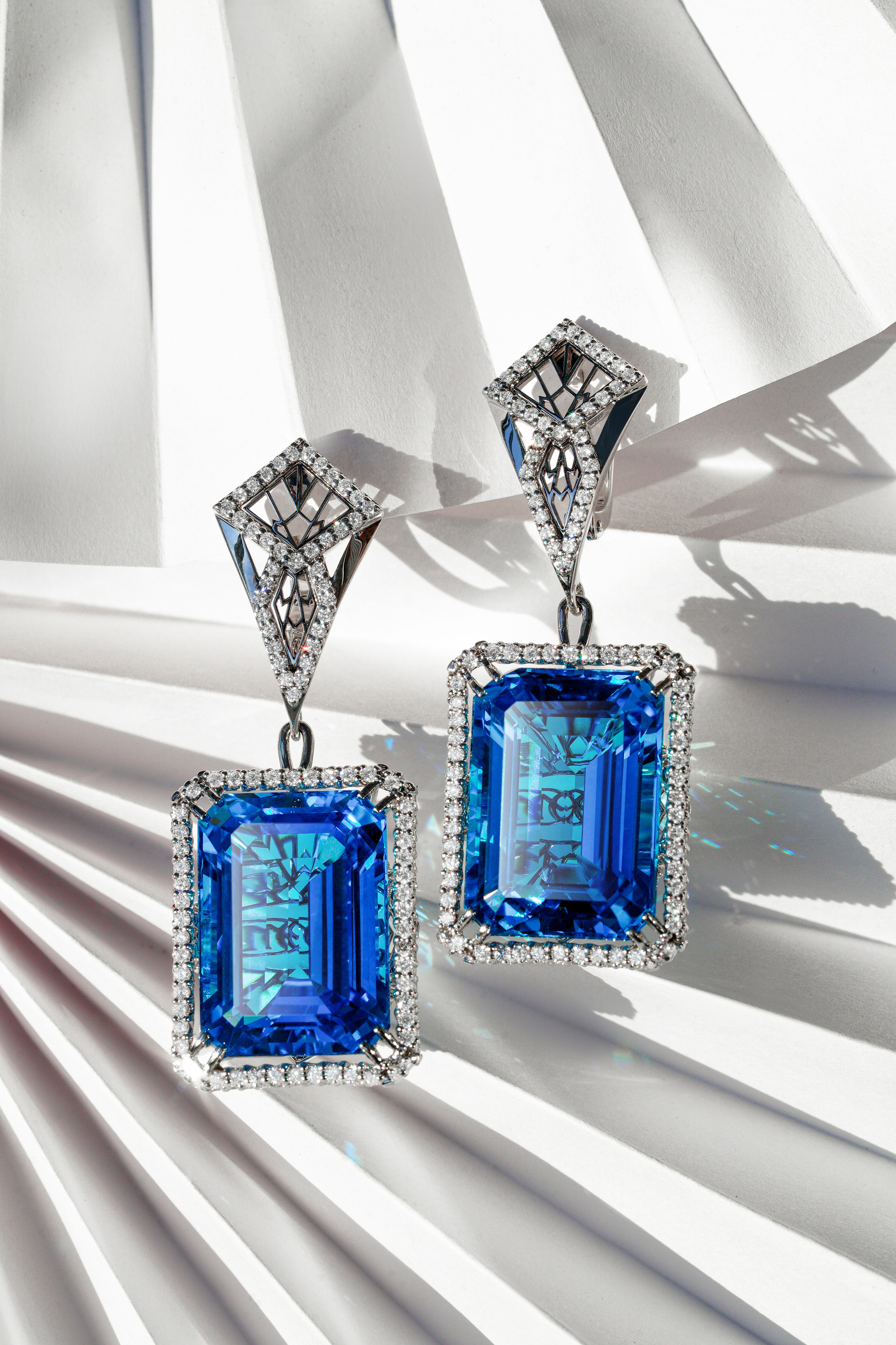 Фотосъемка премиальных ювелирных изделий в студии. Саша Потапкин Фотограф. Сочи, Екатеринбург, Москва