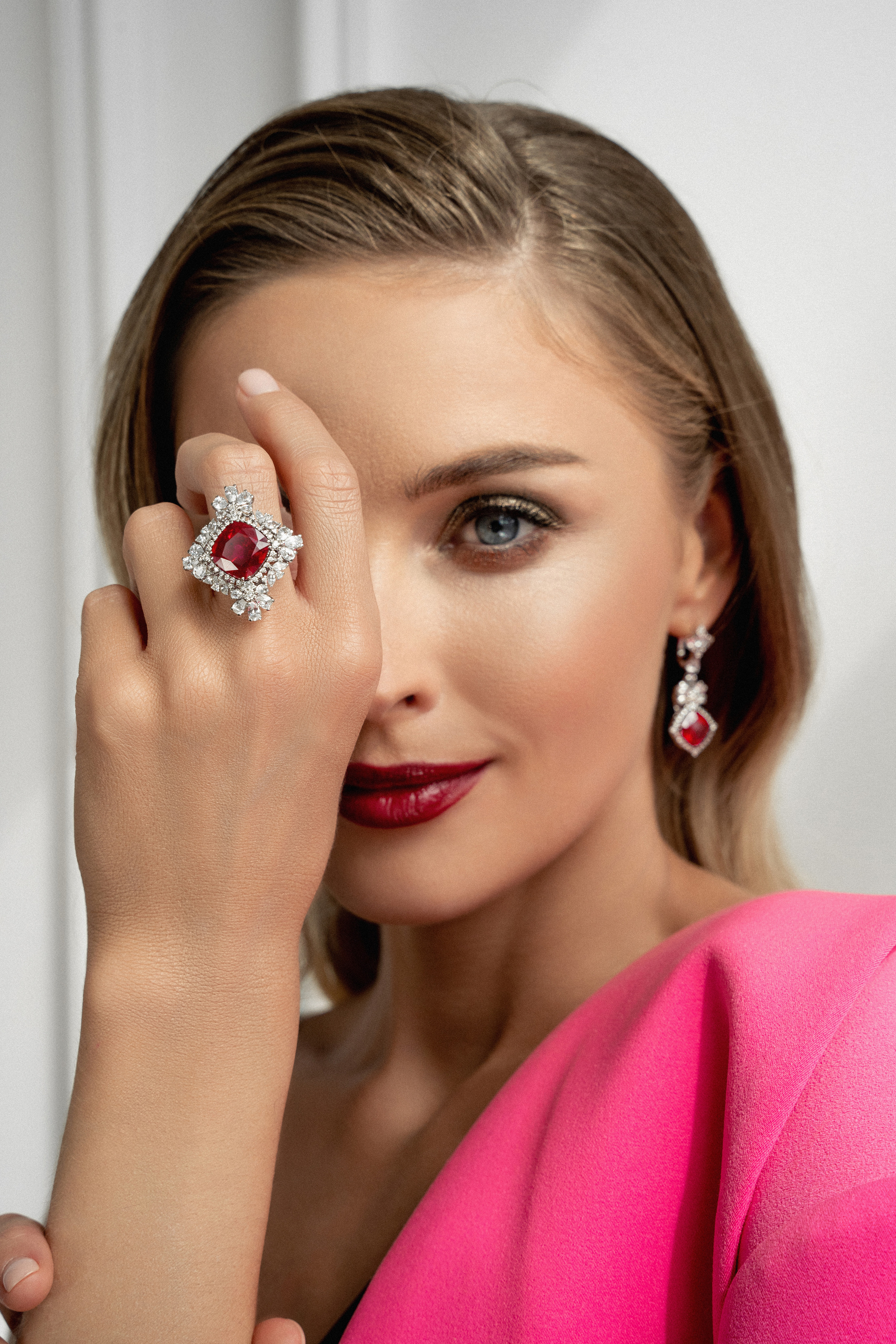 Фотосъемка премиальных ювелирных изделий в студии. Саша Потапкин Фотограф. Сочи, Екатеринбург, Москва