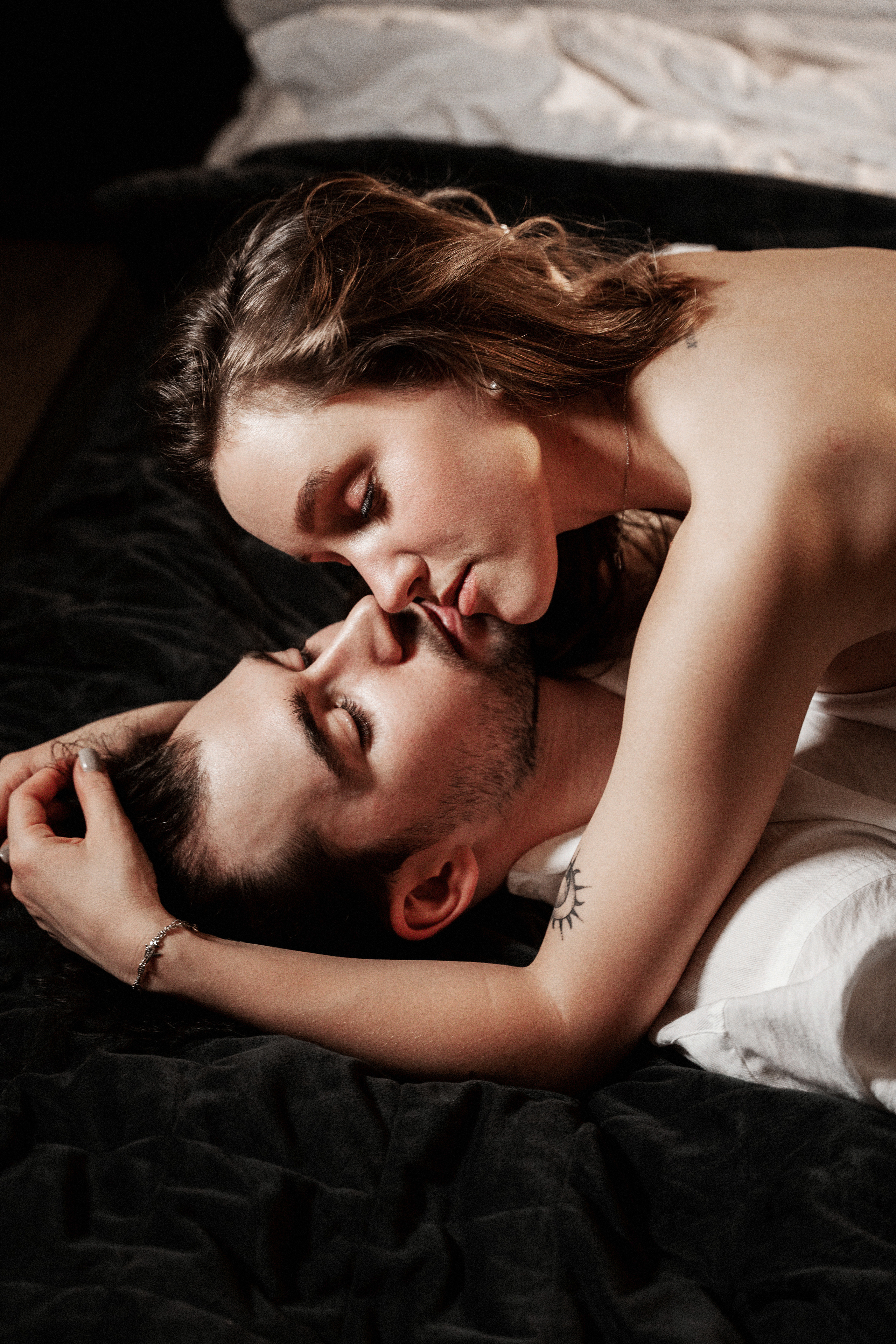 Фотосъемка love story в апартаментах Москва Сити. Саша Потапкин Фотограф. Сочи, Екатеринбург, Москва